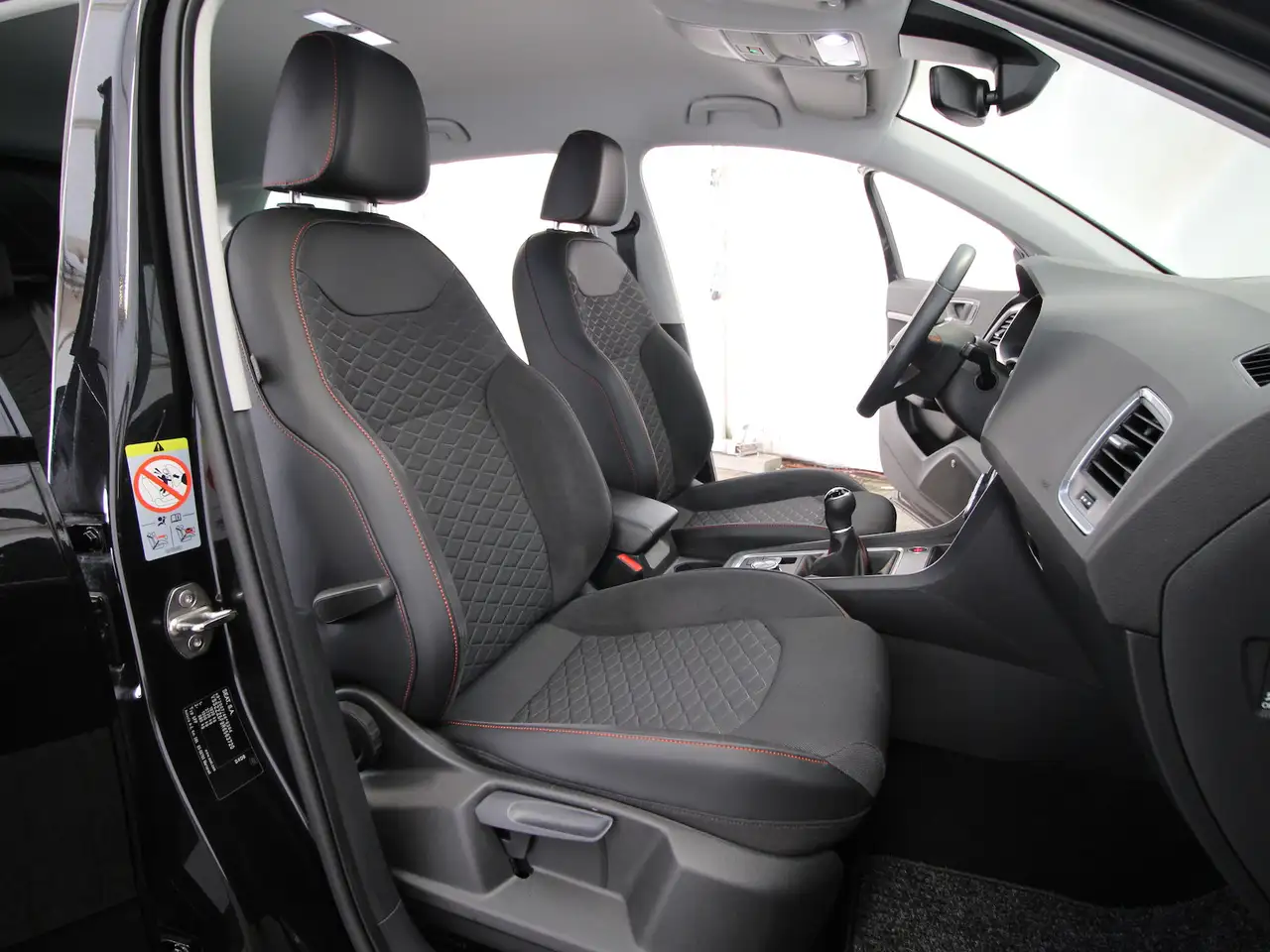SEAT Ateca 1.5 TSI FR NAVI+KAMERA+LED+ACC 24
