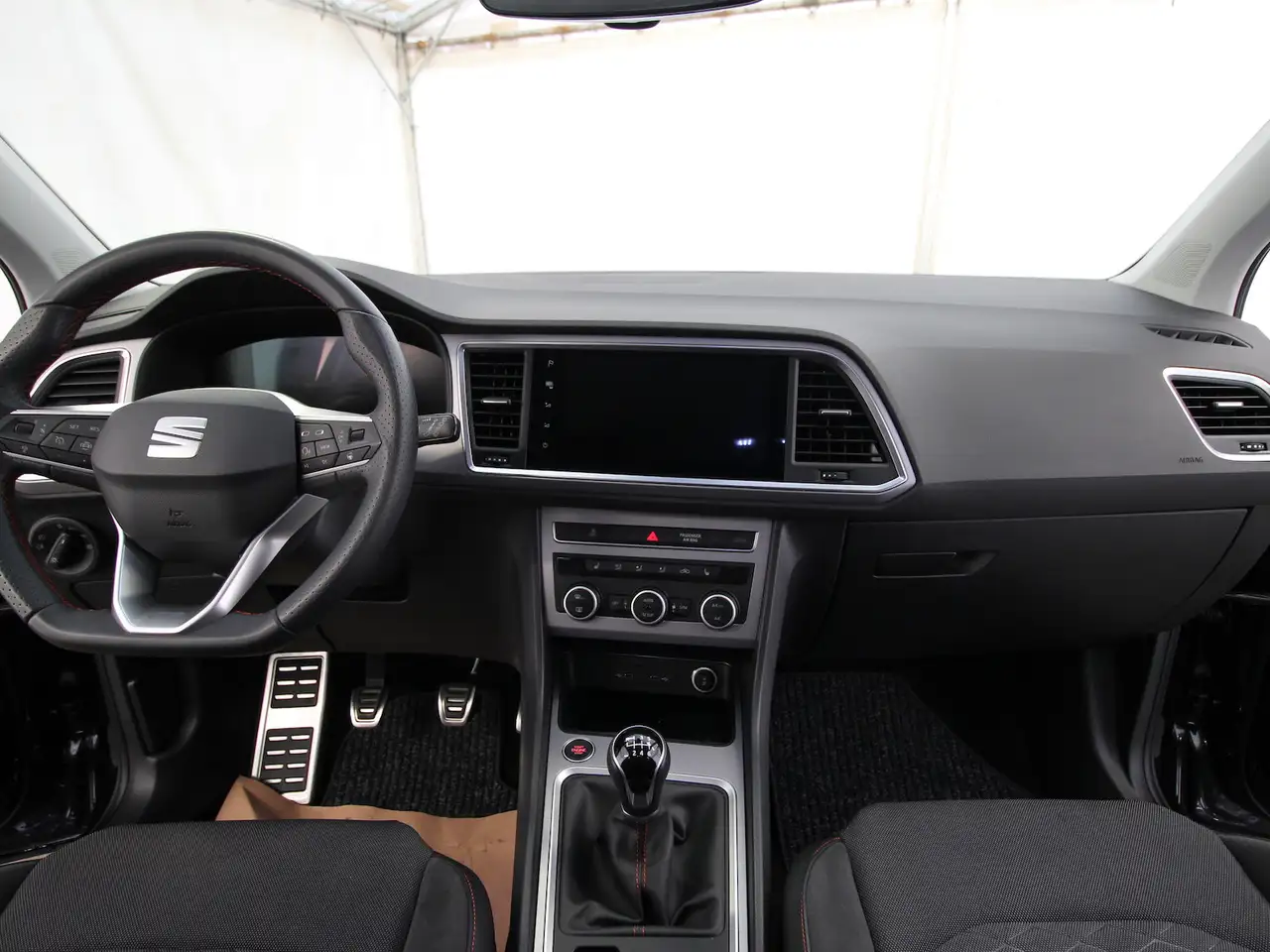 SEAT Ateca 1.5 TSI FR NAVI+KAMERA+LED+ACC 12