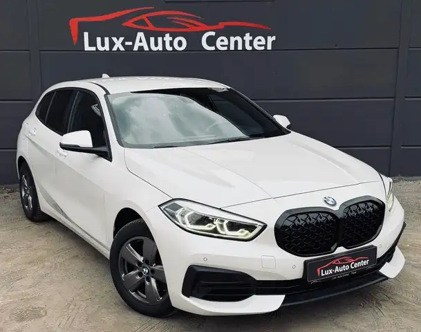 BMW 118 118i Automatique // Révisée Et Garantie 12 Mois✅✅✅