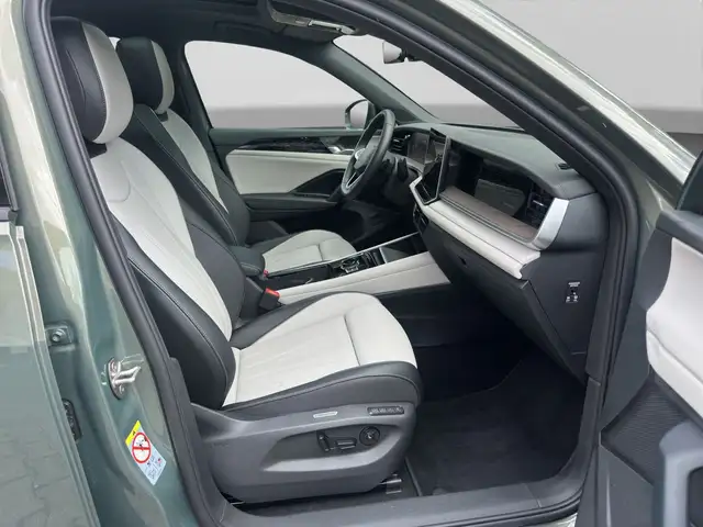 Volkswagen Tayron view 4