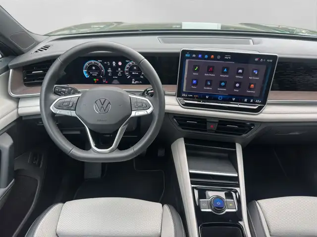 Volkswagen Tayron view 5