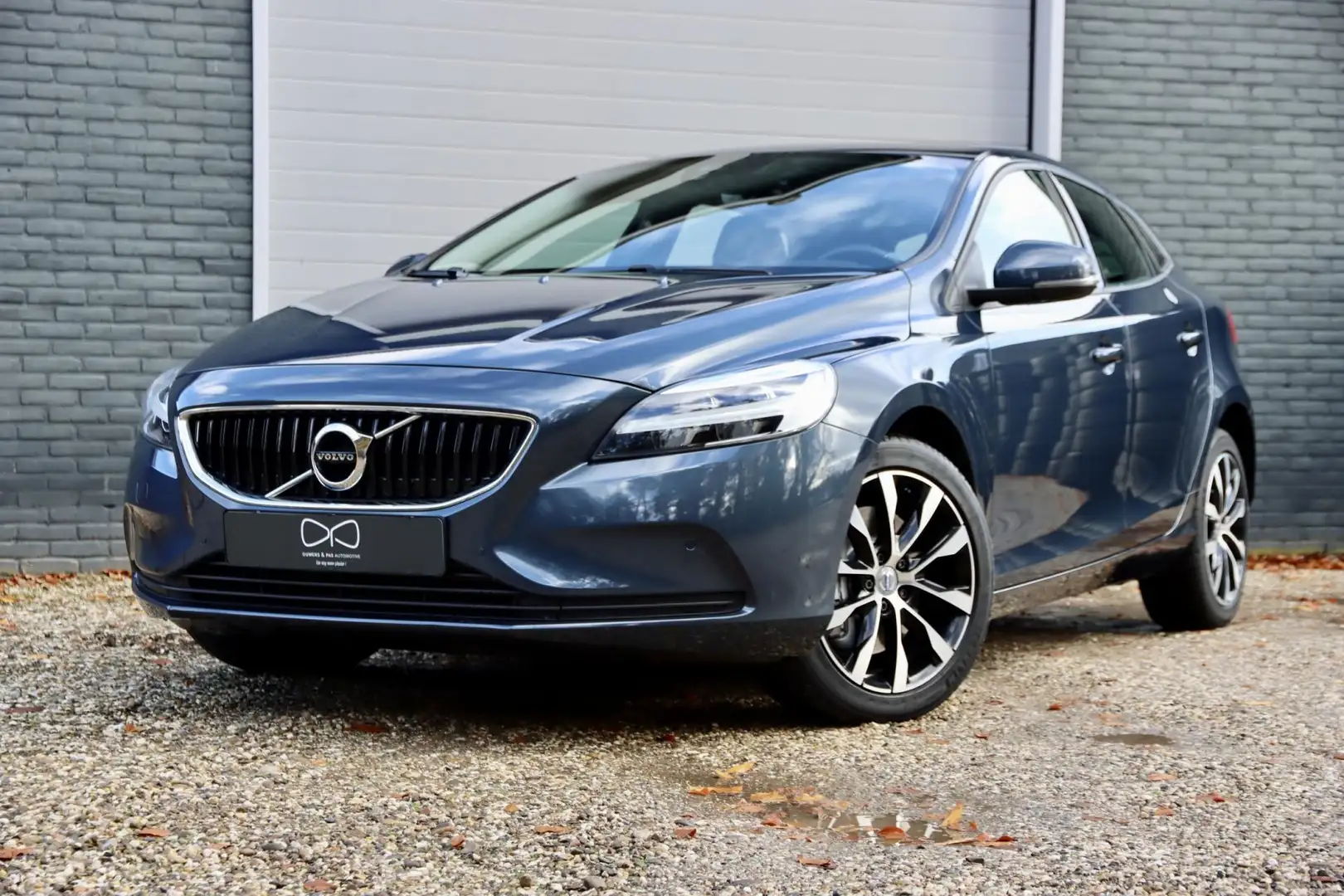 Volvo V40 1.5 T2 Polar | NAVIGATIE | LED | CRUISE | STOELVER Bleu - 1