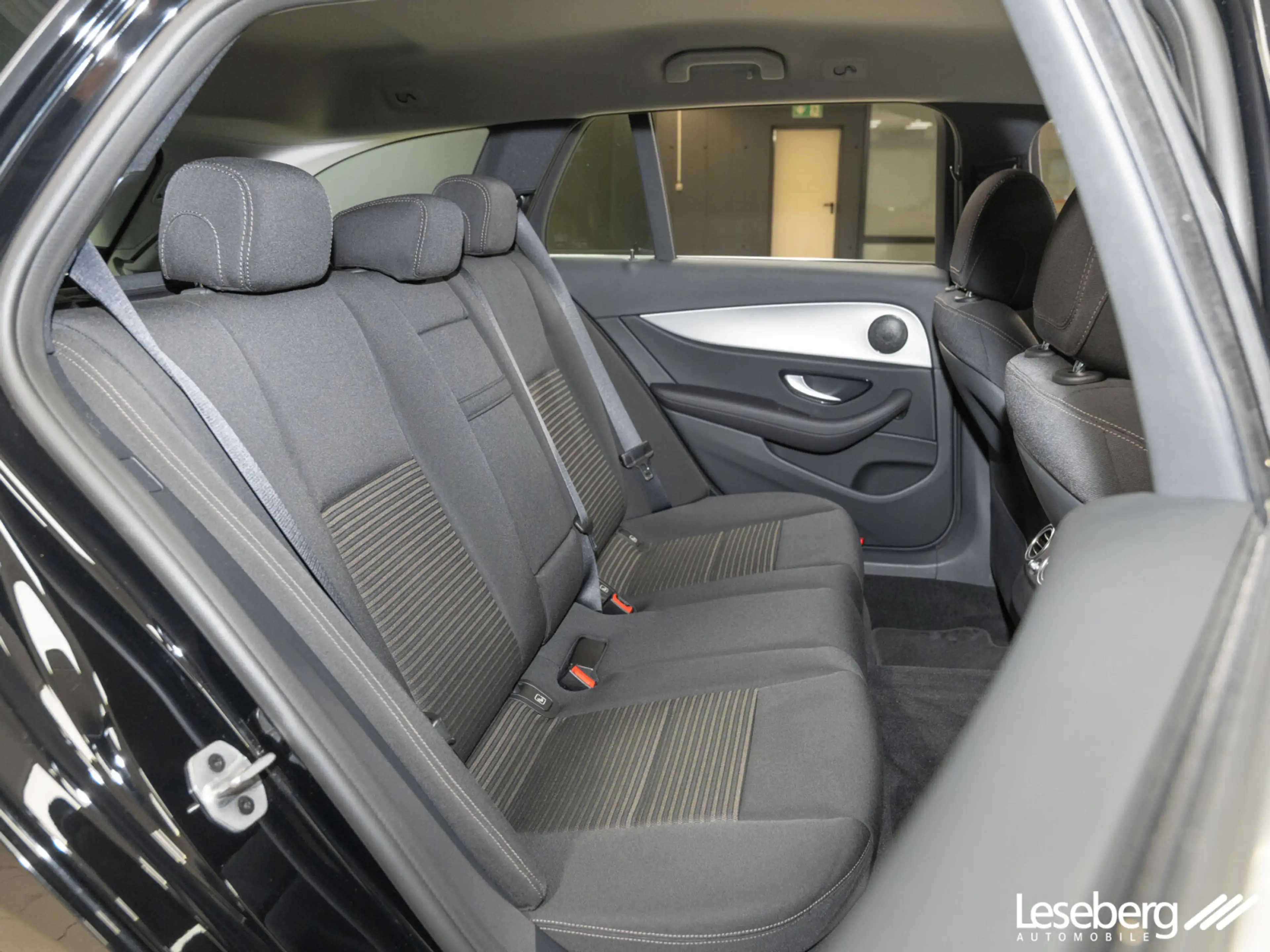Mercedes-Benz E 200 E 200 d T Avantgarde LED/AHK/Kamera/9G/DAB/SHZ/ — photo 15
