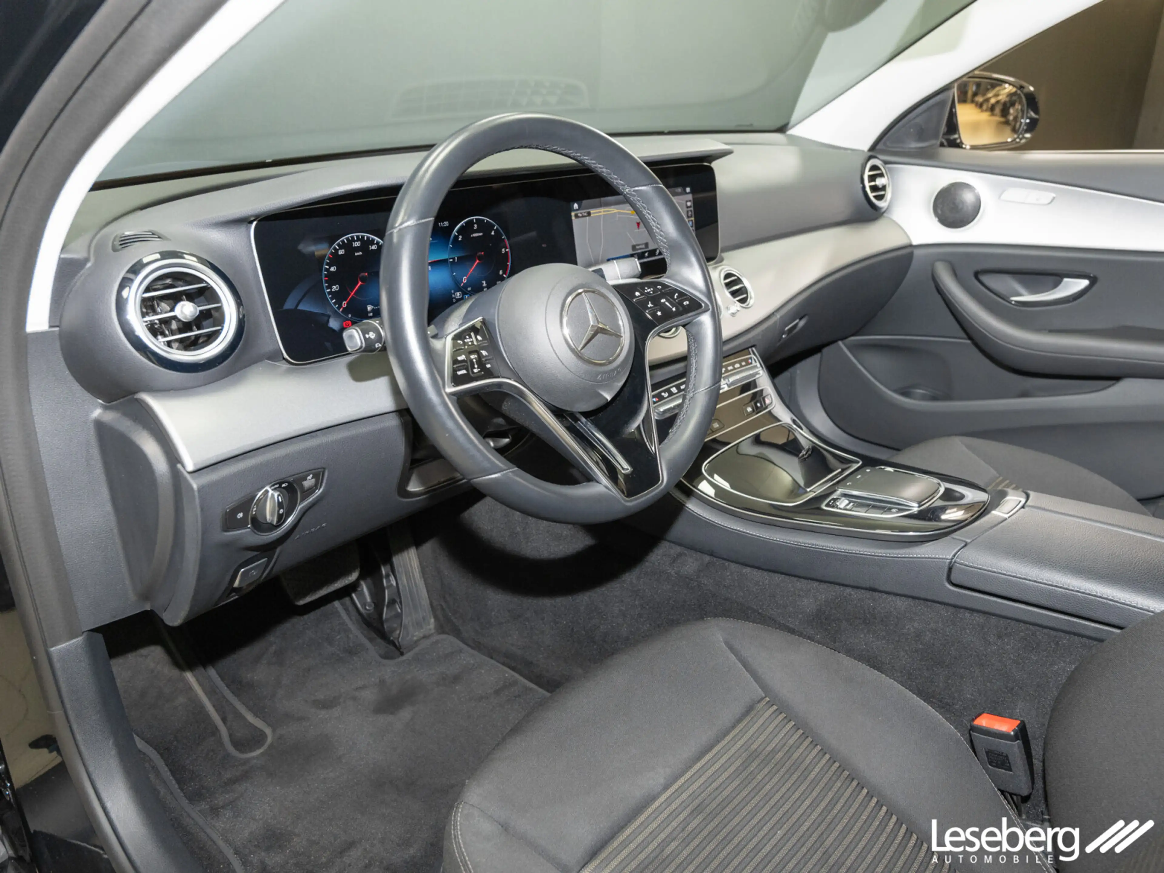 Mercedes-Benz E 200 E 200 d T Avantgarde LED/AHK/Kamera/9G/DAB/SHZ/ — photo 12