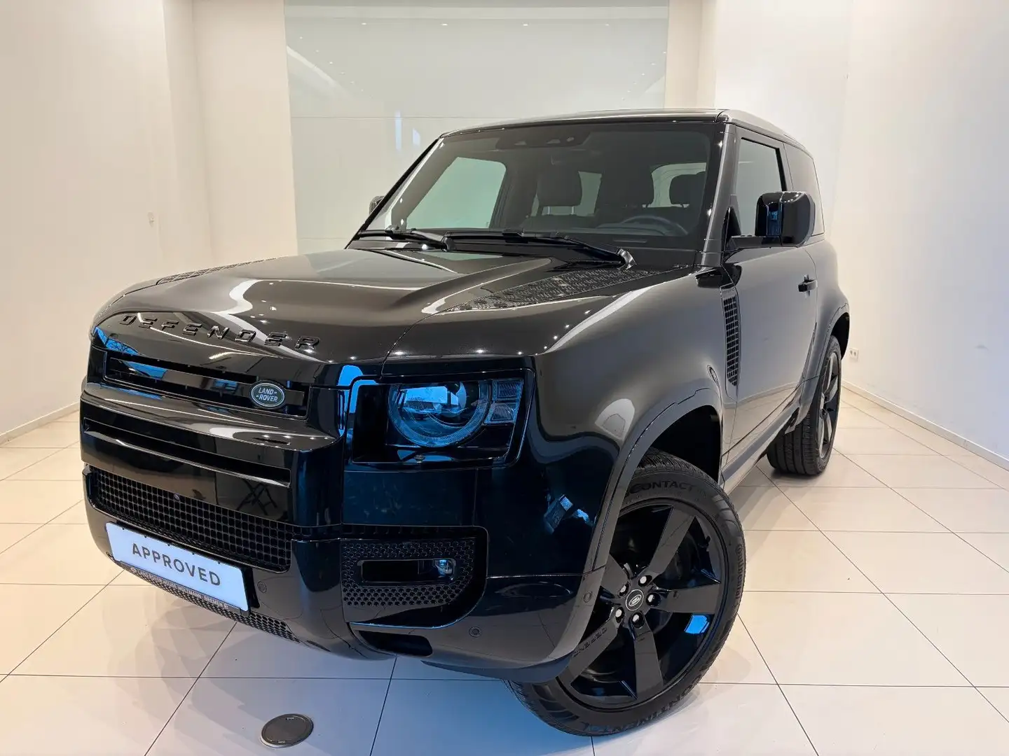 Land Rover Defender 90 D300 SE Räder 22" & AHK Schwarz - 1