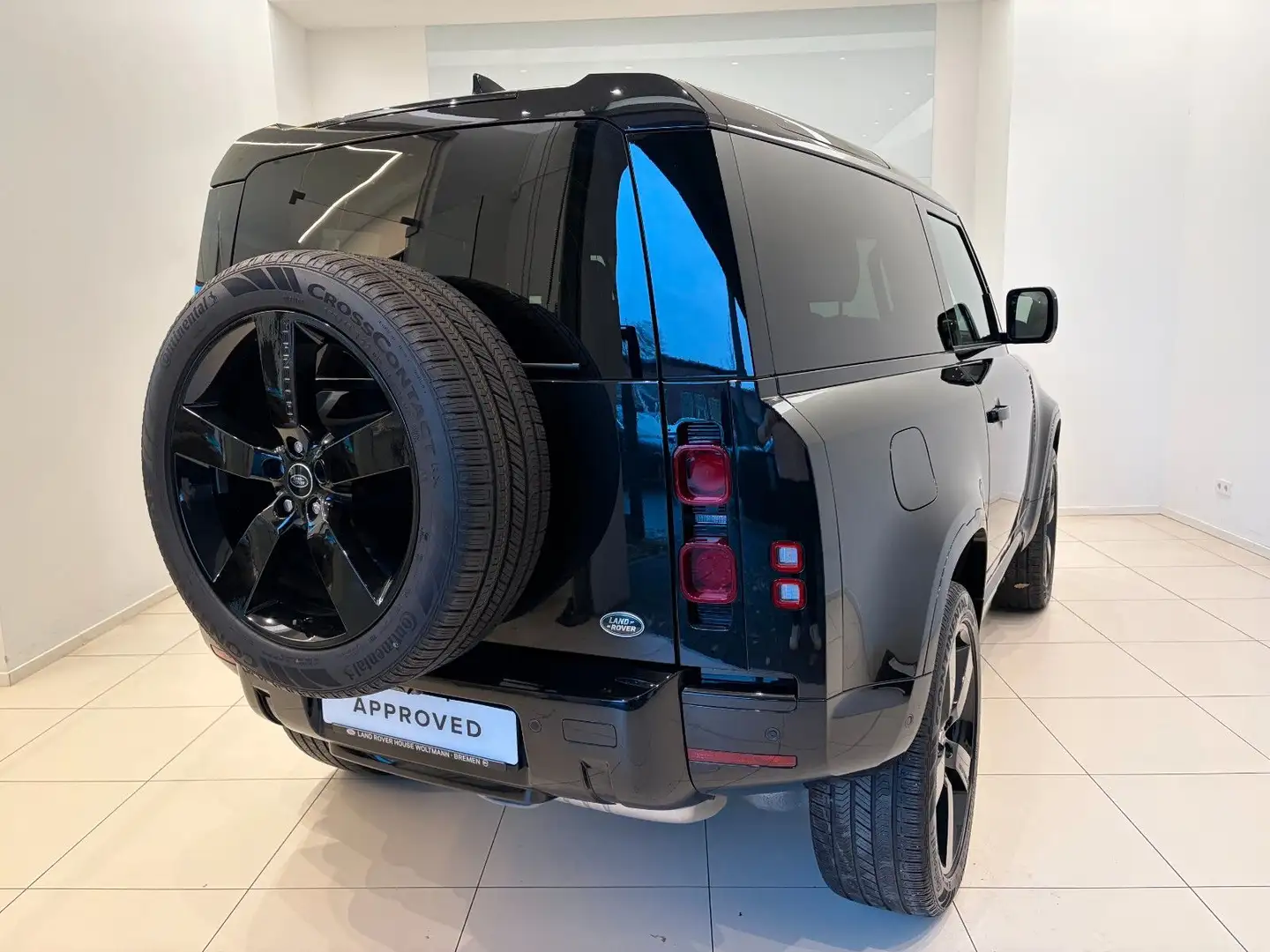 Land Rover Defender 90 D300 SE Räder 22" & AHK Schwarz - 2