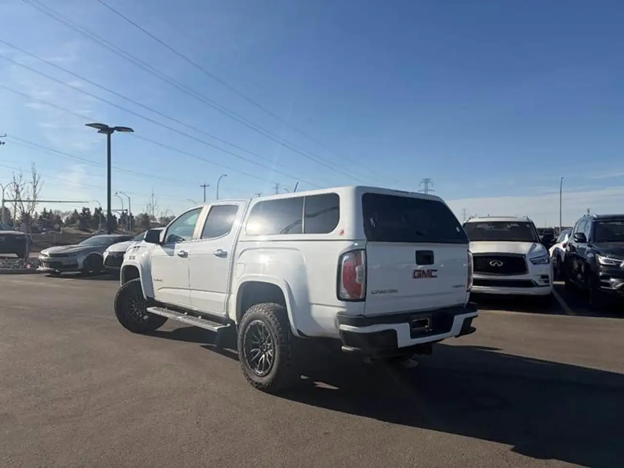 GMC Canyon снимка GMC Canyon