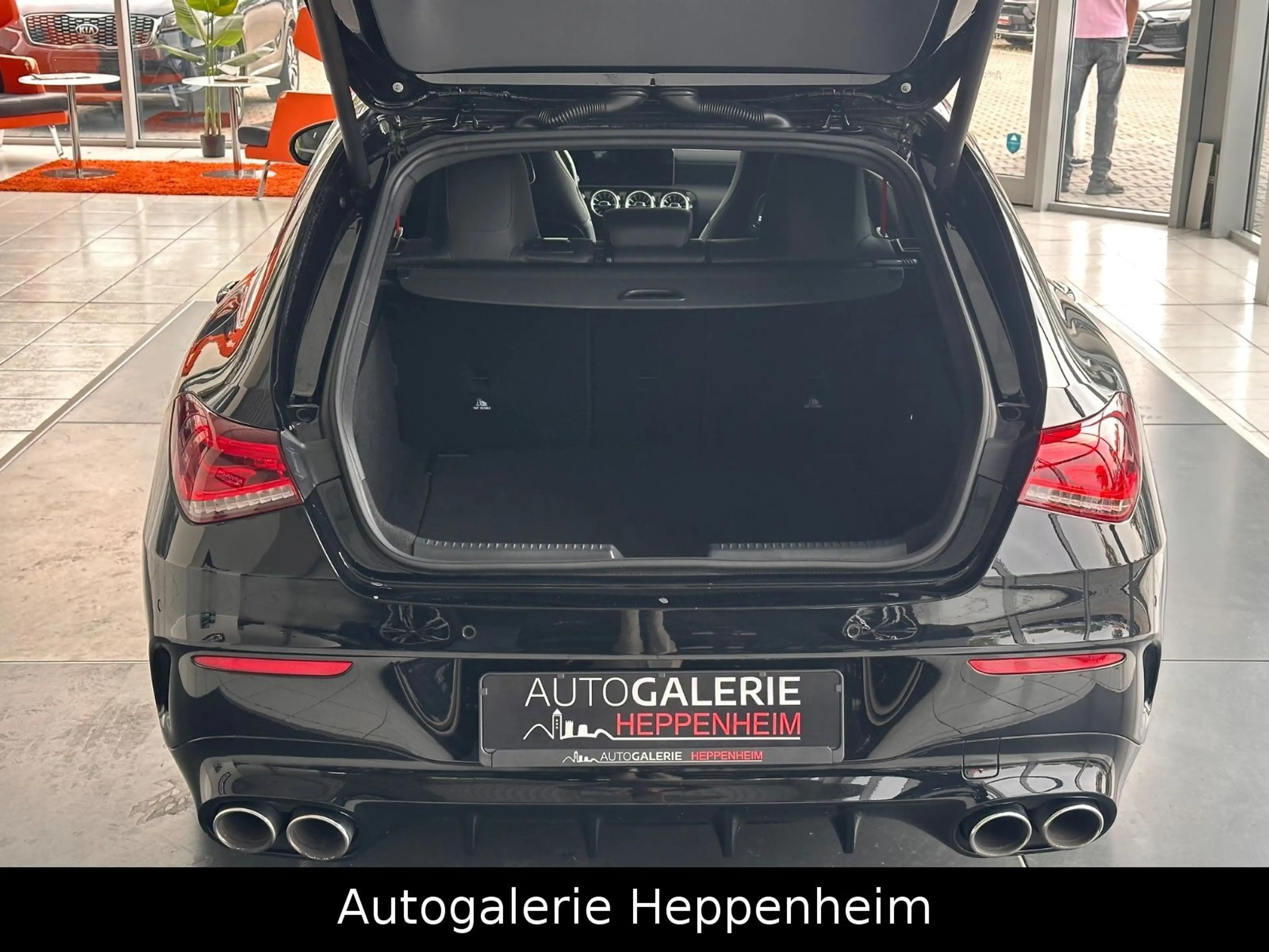 Mercedes-Benz CLA 45 AMG — photo 10