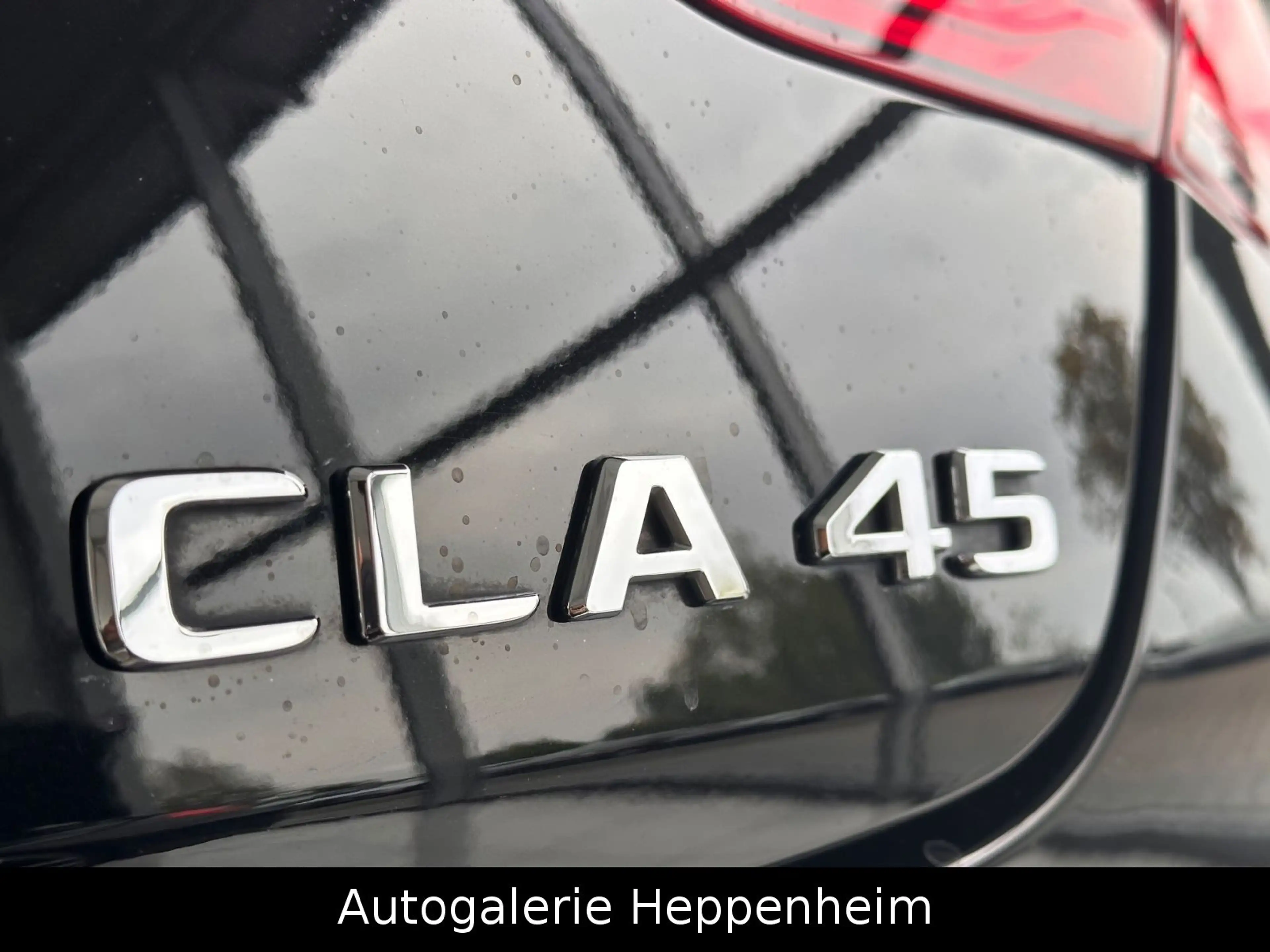 Mercedes-Benz CLA 45 AMG — photo 12