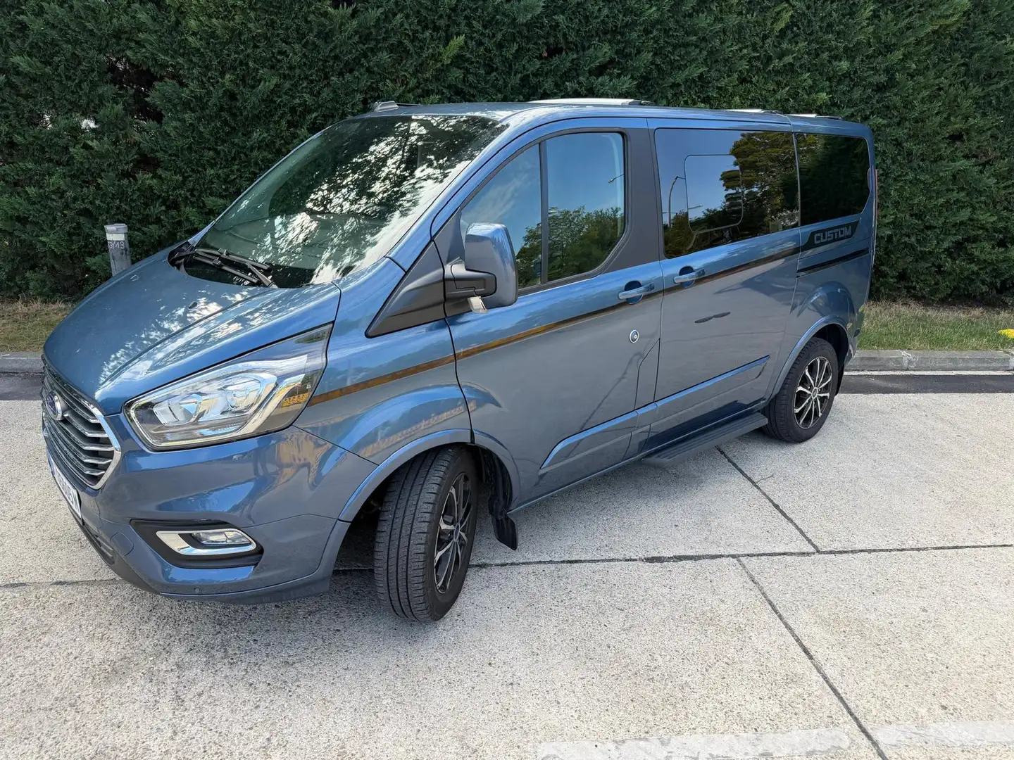 Ford Tourneo Custom Tourneo Custom 2,0 EcoBlue 320 L1 Titanium Aut. Titanium Blau - 1