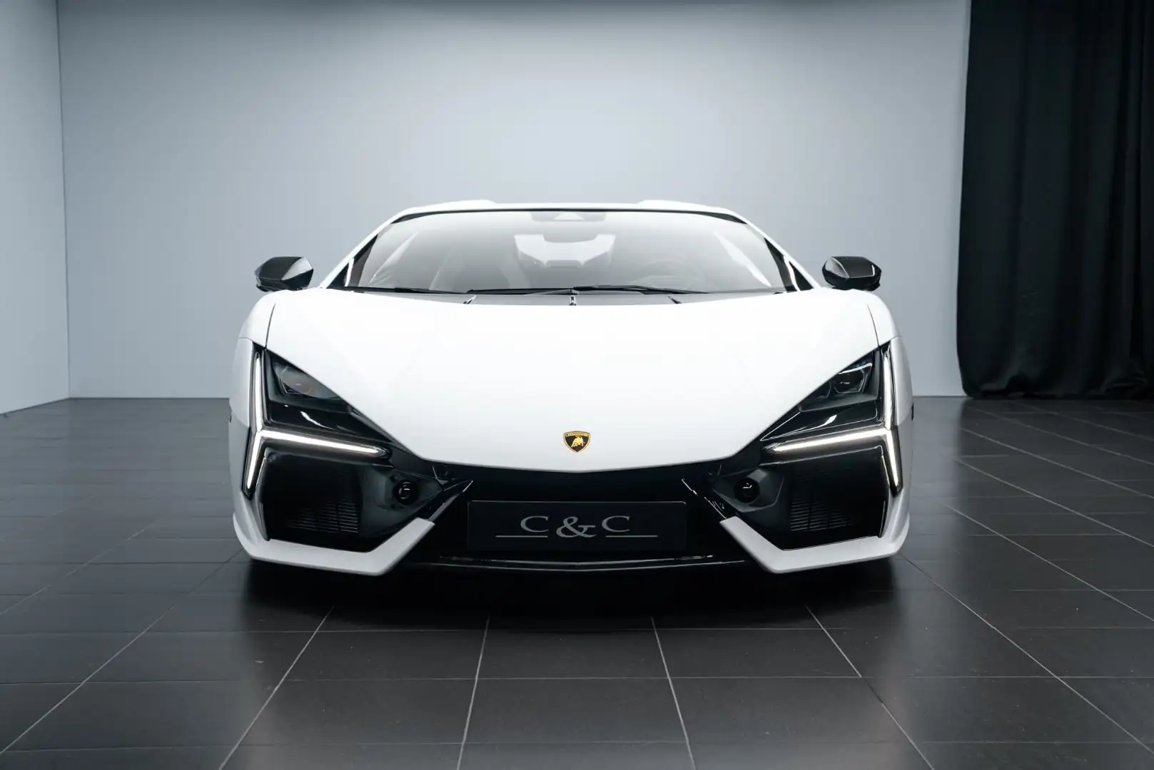 Lamborghini Revuelto 6.5 V12 HPEV Weiß - 2