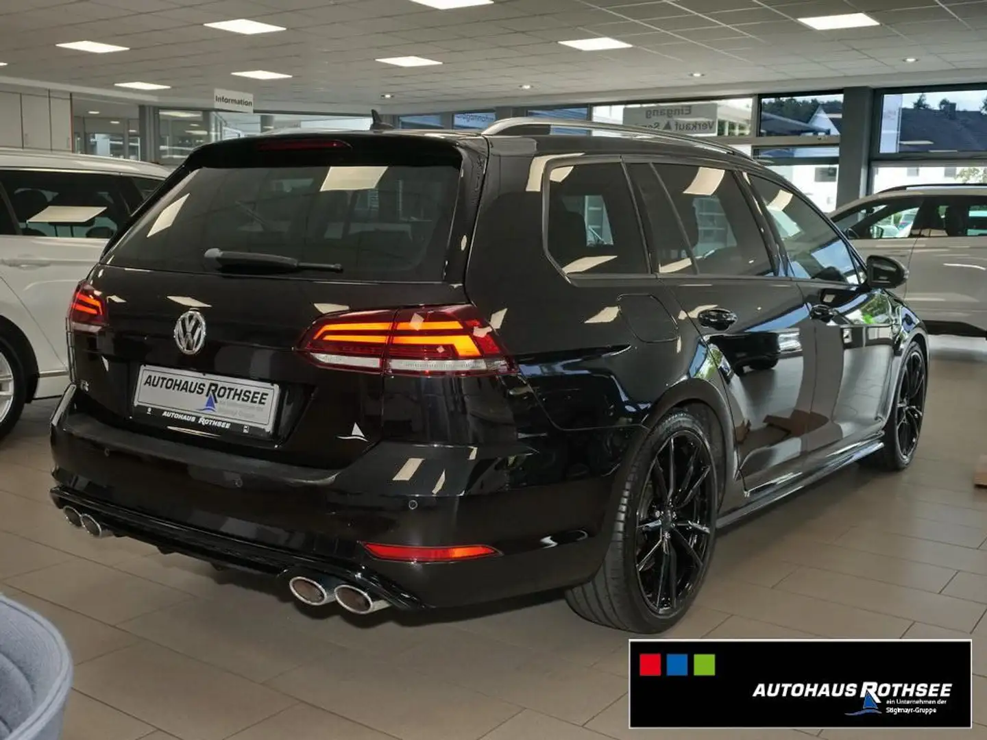 Volkswagen Golf R 2.0 TSI 4Motion ACC+APP-CONNECT+LED+19` Negro - 2