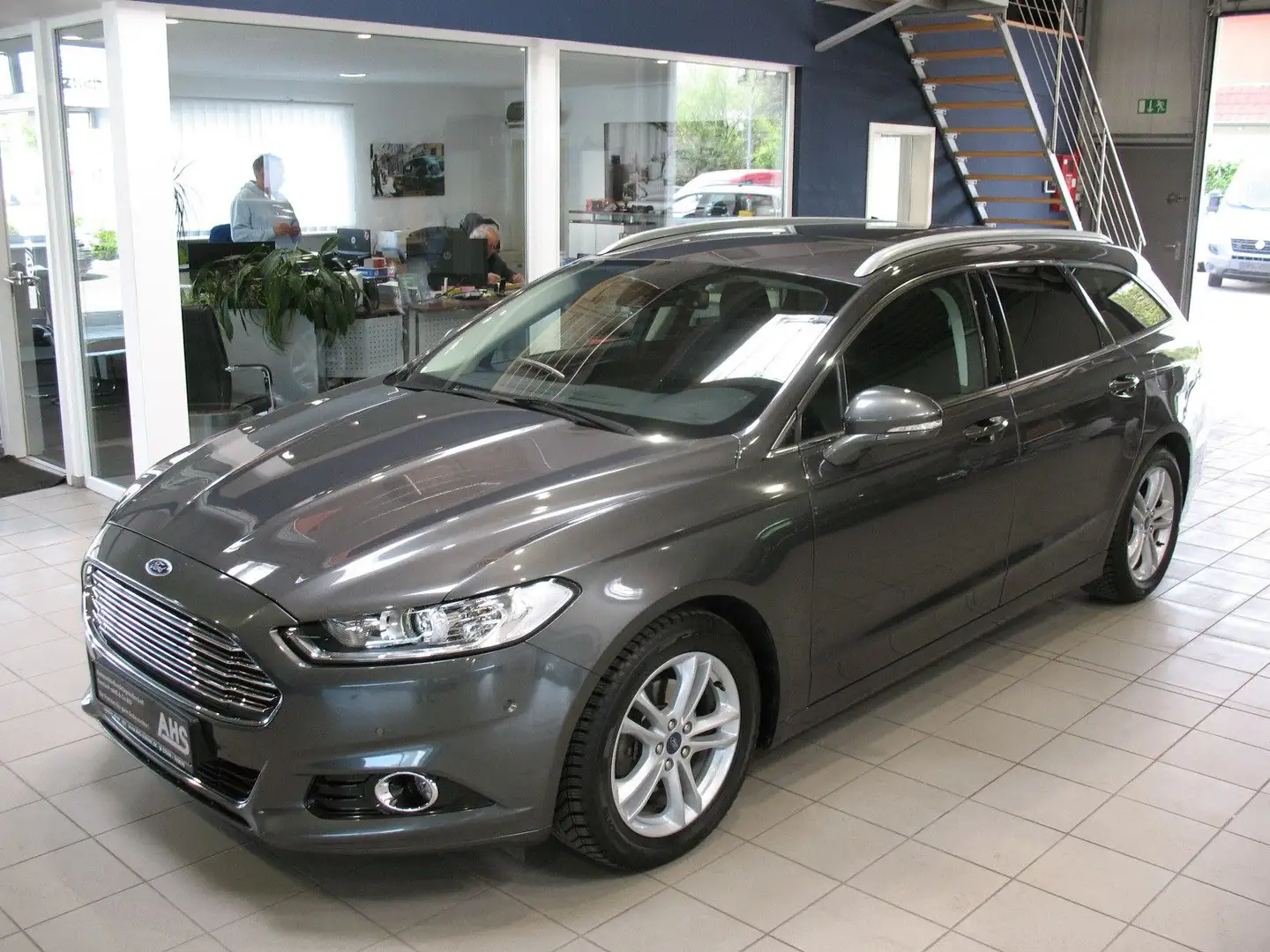 Ford Mondeo Turnier 1.5 EcoBoost Titanium *AHK* Gris - 1