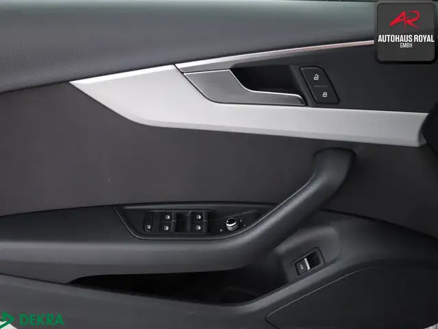 Audi A4 view 13