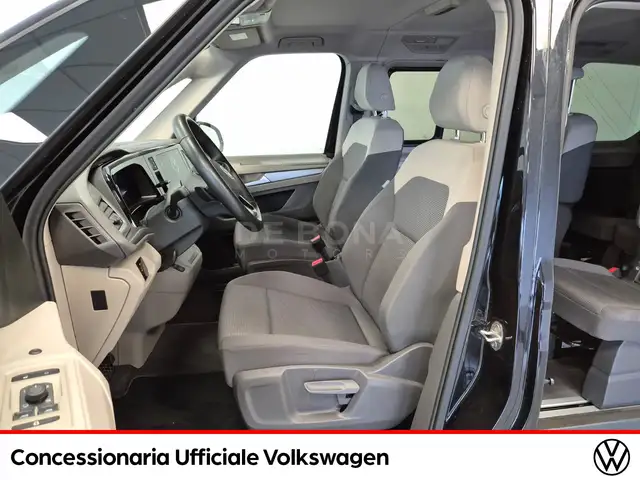 Volkswagen Multivan view 7