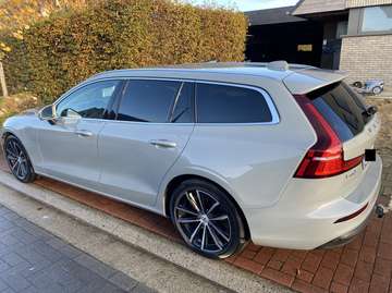 V60 T6 Plug-in Hybrid AWD Plus Bright