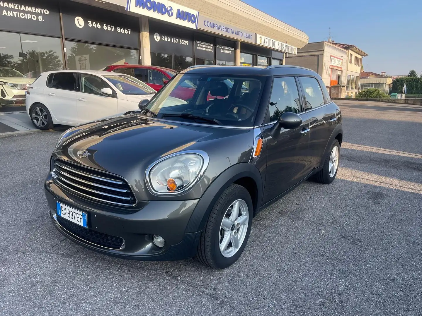 MINI Cooper D Countryman Mini Countryman R60 1.6 Gris - 1