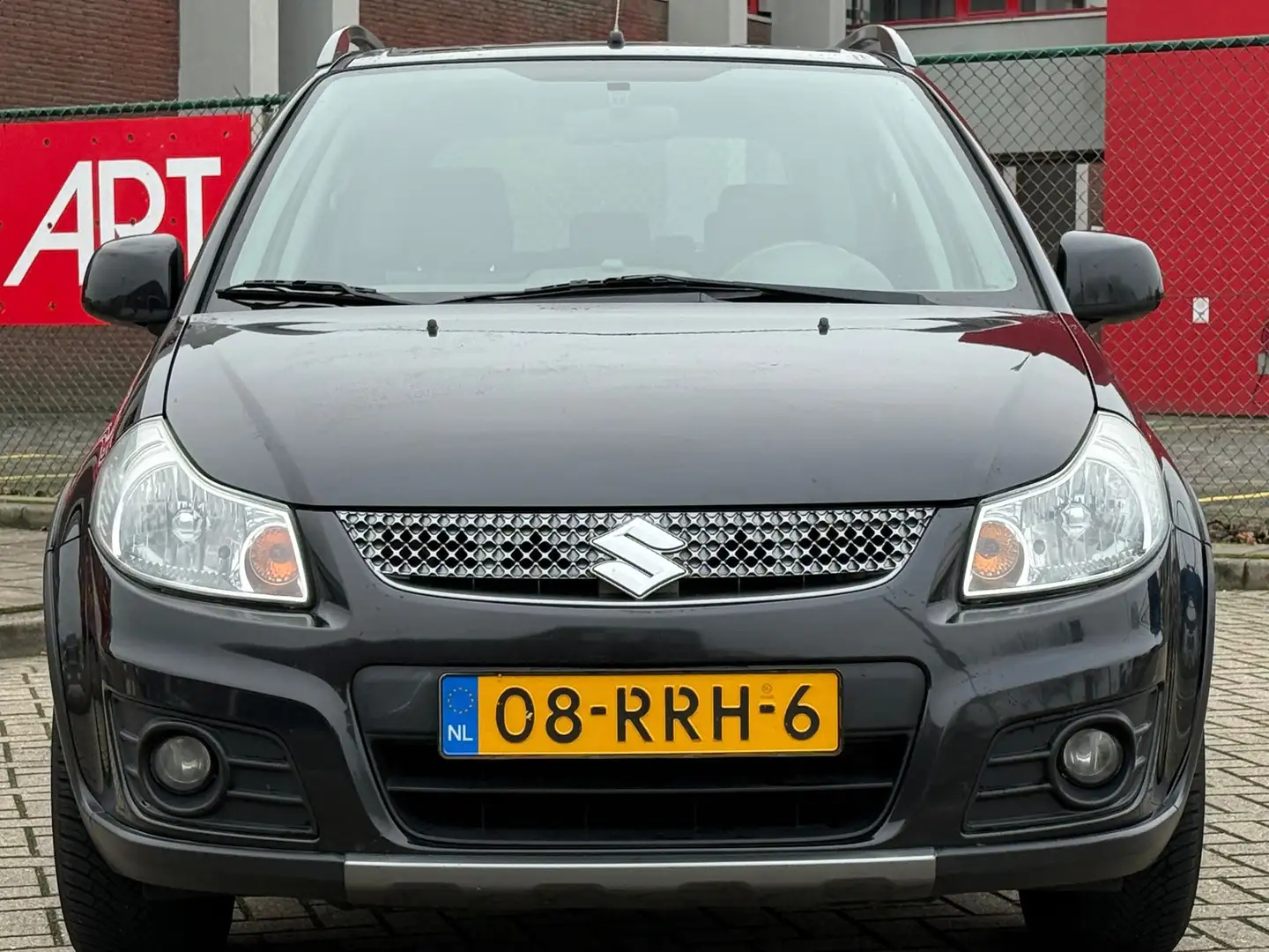 Suzuki SX4 1.6 Limited|CLIMA|KEYLESS|TREKHAAK|APK Schwarz - 2