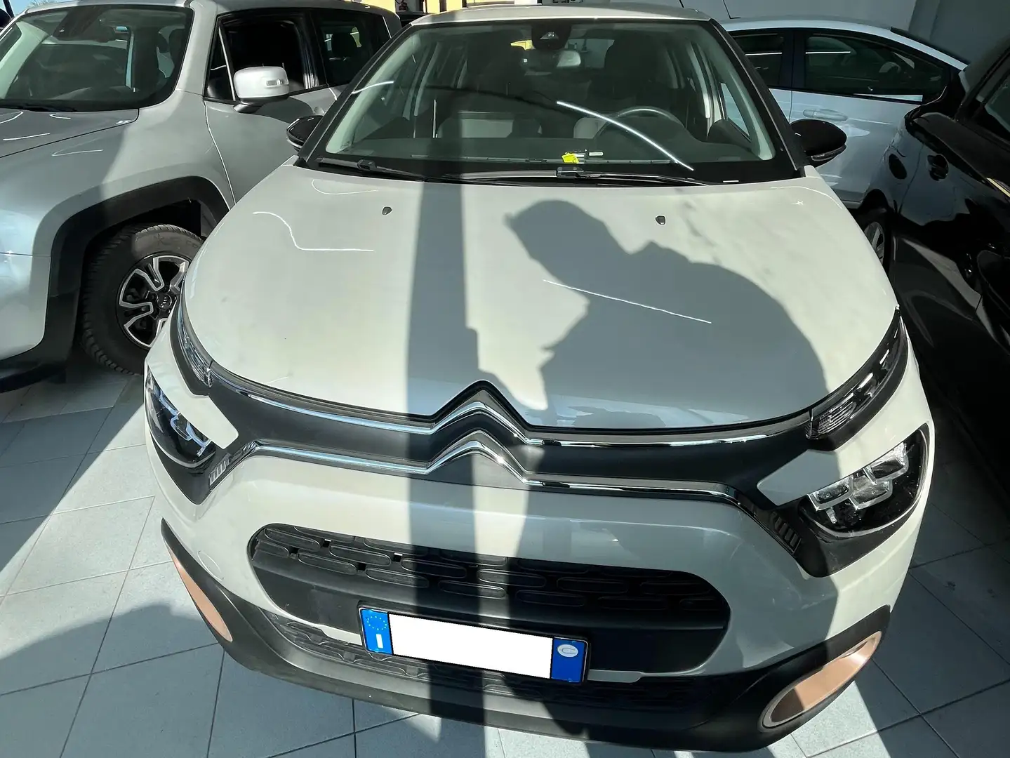 Citroen C3 C3 III 2017 1.5 bluehdi Shine s Beige - 2