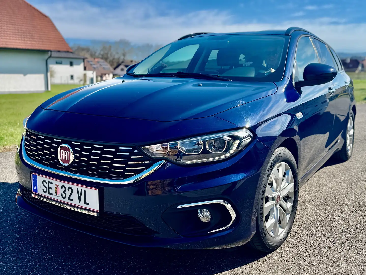 Fiat Tipo Tipo 1,6 MultiJet II 120 Lounge DDCT Lounge - 1