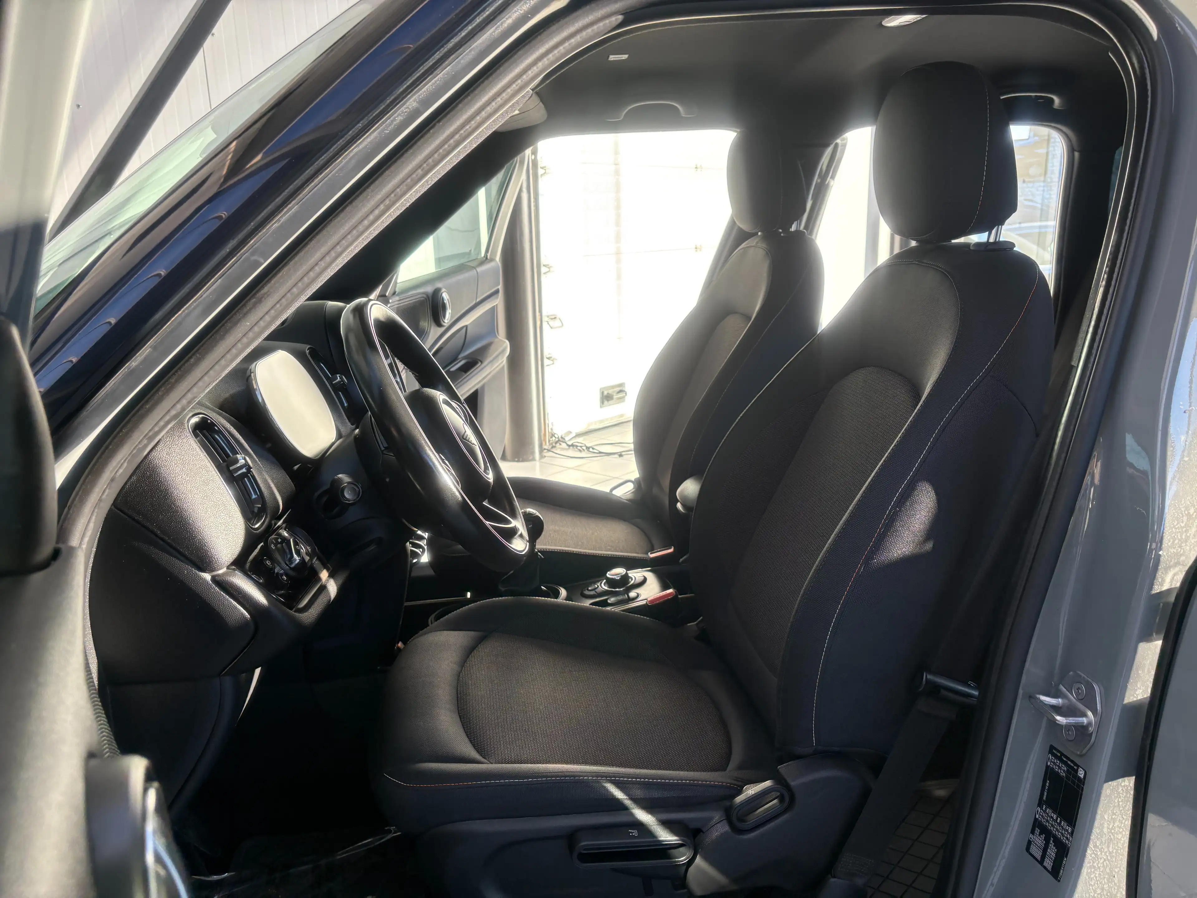 MINI Cooper D Countryman Mini Countryman 2.0D *XENON * GPS * PDC * JANTES* — photo 13