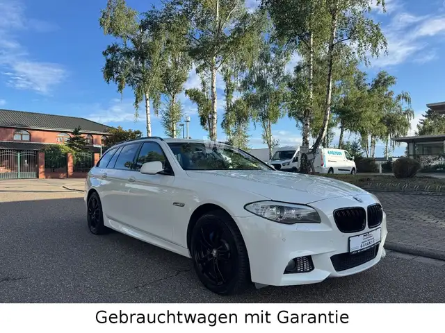 BMW 528 5 Touring i xDrive TÜV +Gr.Insp.NEU Garantie
