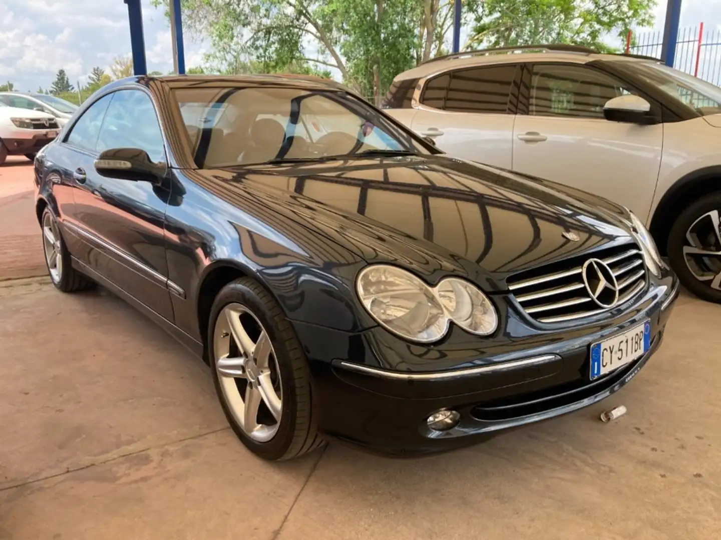 Mercedes-Benz CLK 270 2.7 CDI 170CV Avantgarde Nero - 1