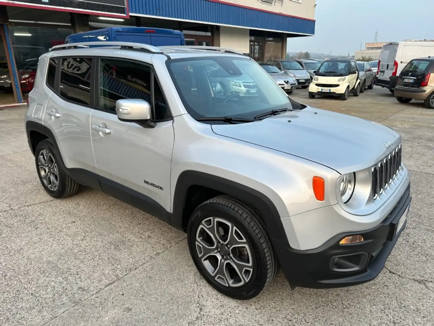 Jeep Renegade 1.4 MultiAir 170CV 4WD Active Drive Limited Grau - 1