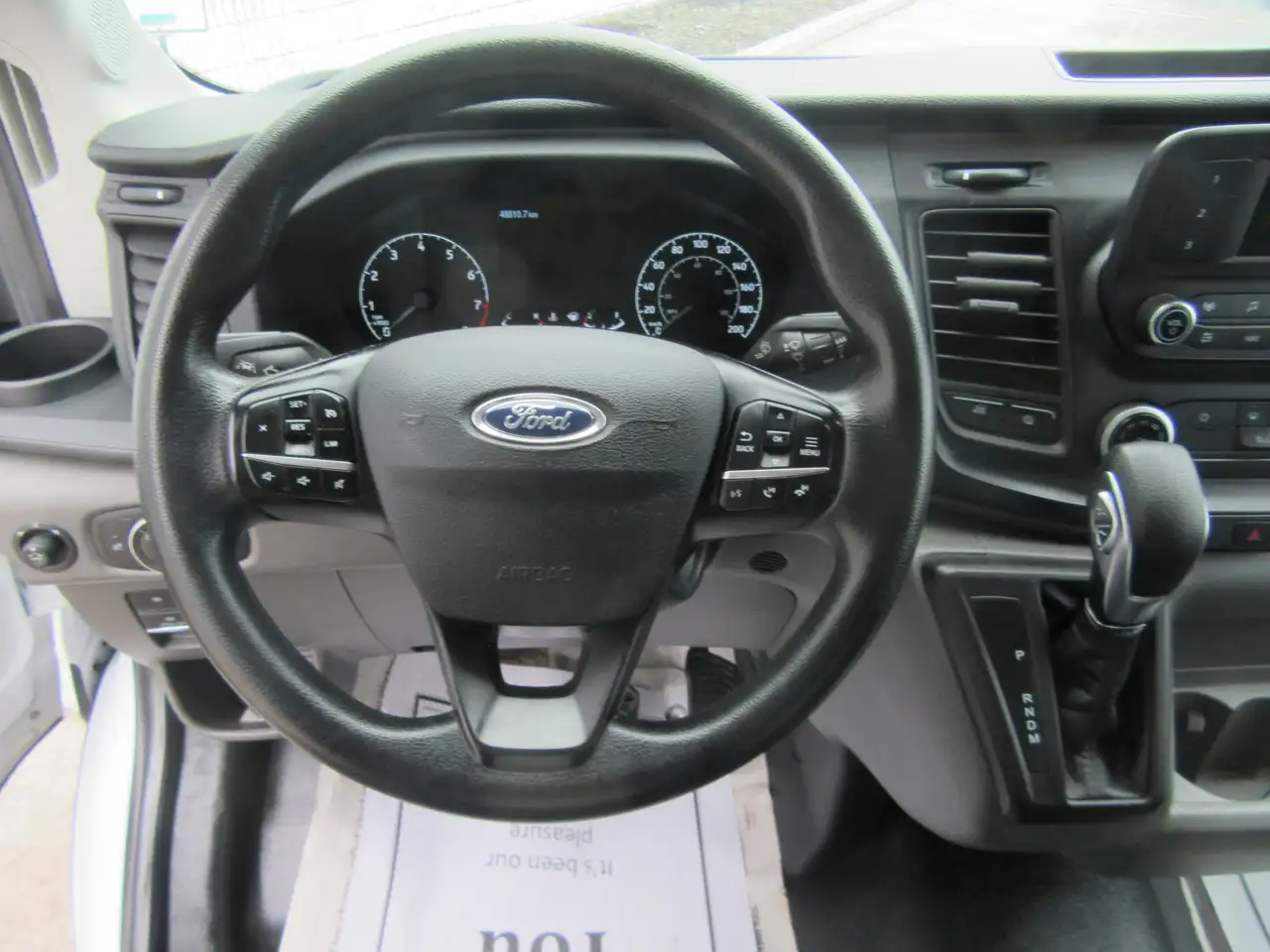 Ford Transit снимка Ford Transit