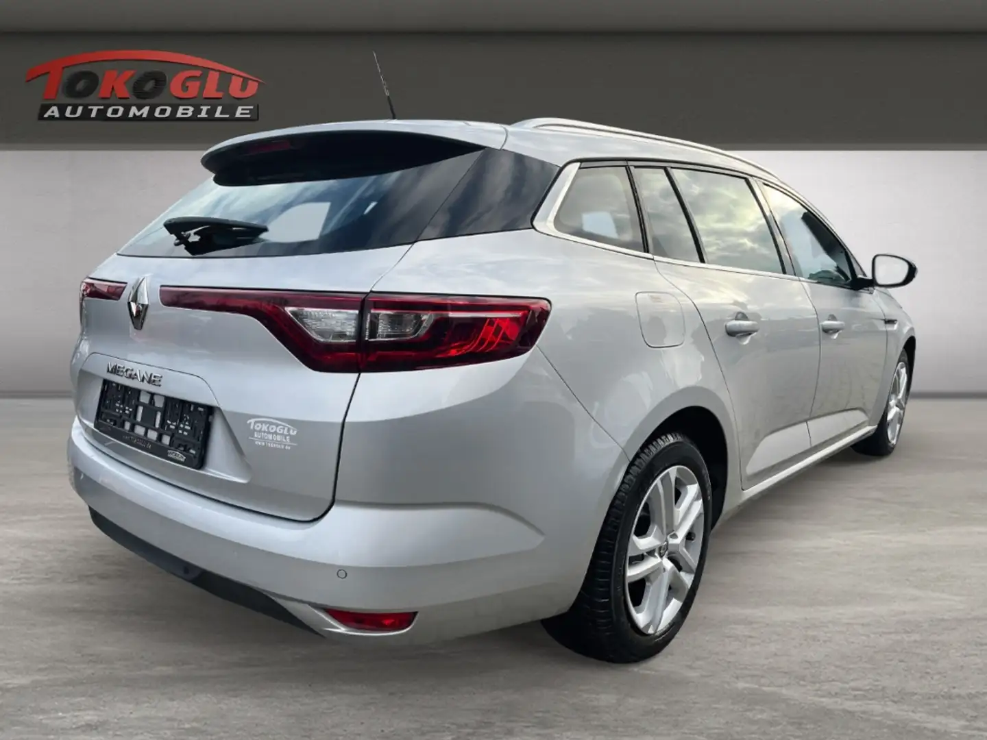 Renault Megane IV Grandtour Business Edition 1.5 BLUE dCi 115 EU6 Grau - 2