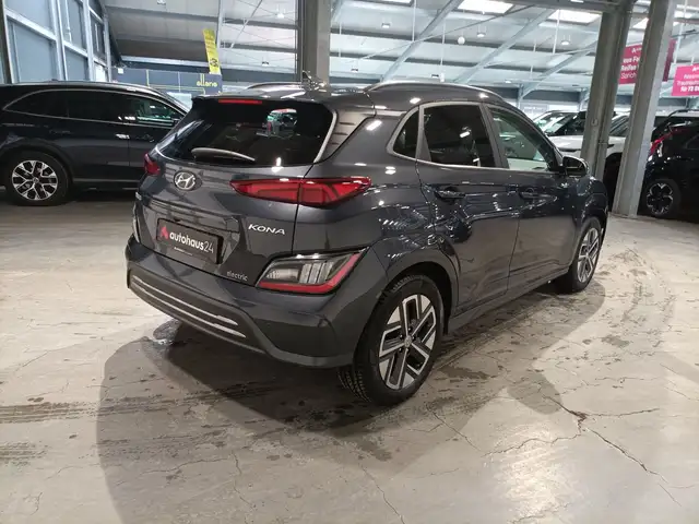 Hyundai Kona view 5