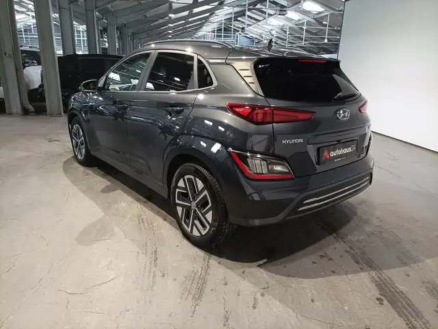 Hyundai Kona view 4