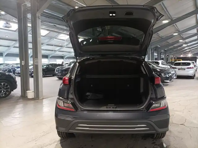 Hyundai Kona view 6