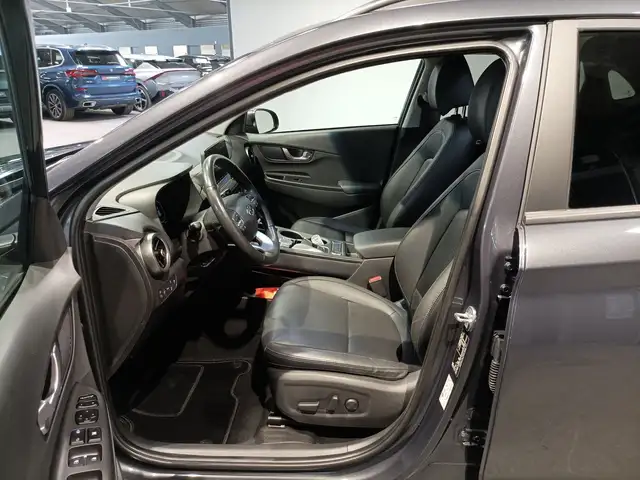 Hyundai Kona view 8