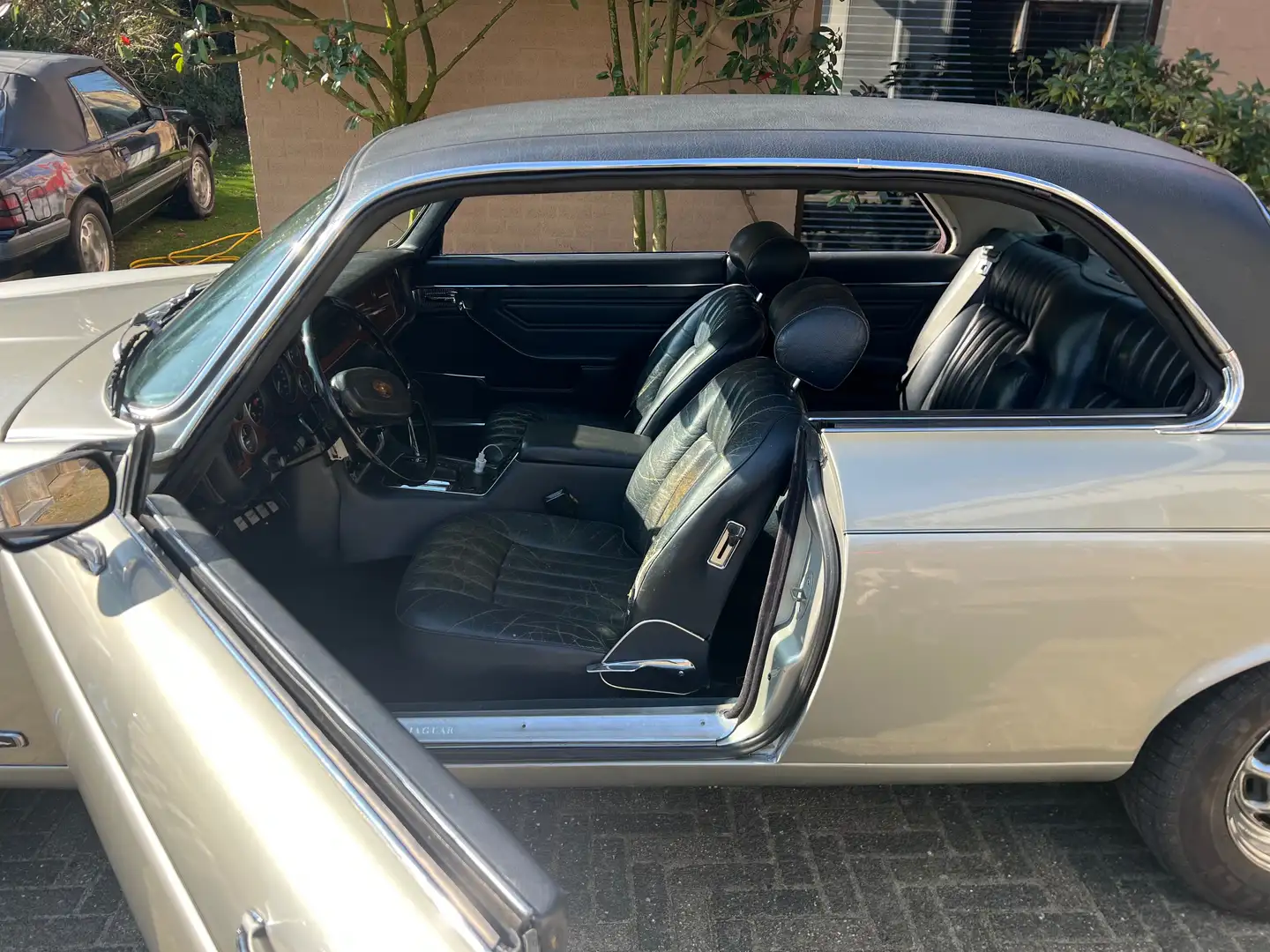 Jaguar XJ coupe Plateado - 2