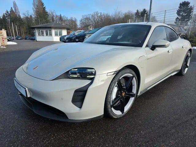 Porsche Taycan Sport Chrono/Inno Drive/LED/Sport Sound