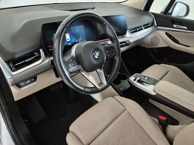BMW 2 Series view 7