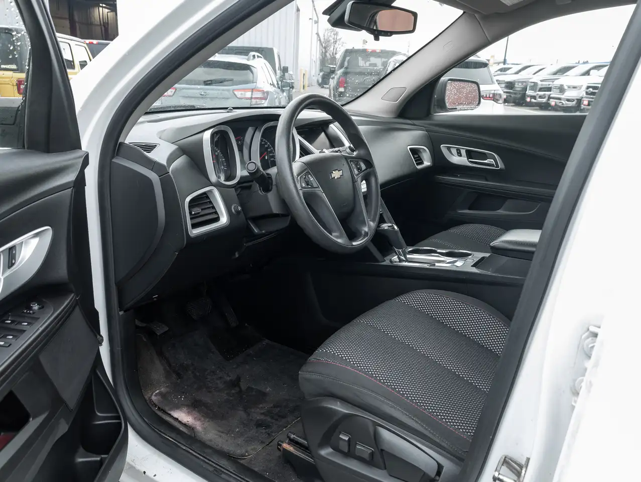 Chevrolet Equinox снимка Chevrolet Equinox