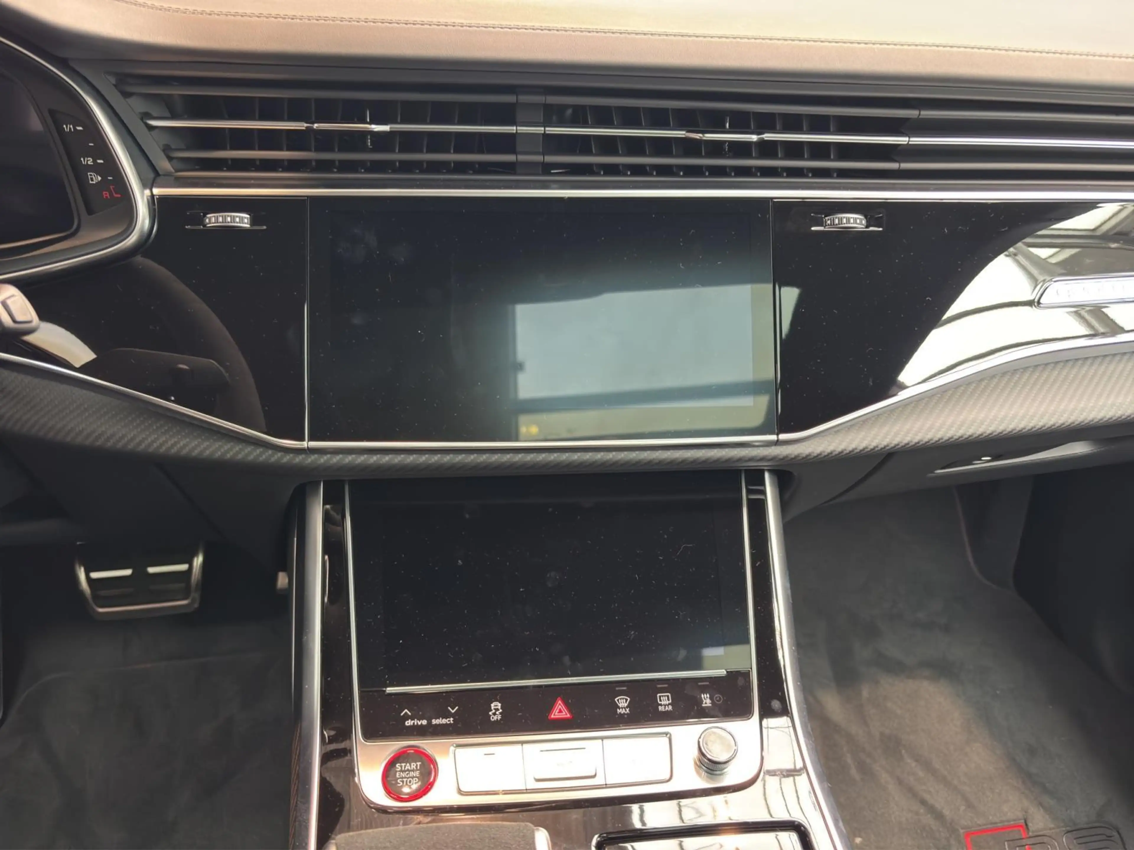 Audi RS Q8 TFSI quattro tiptronic Performance — photo 13