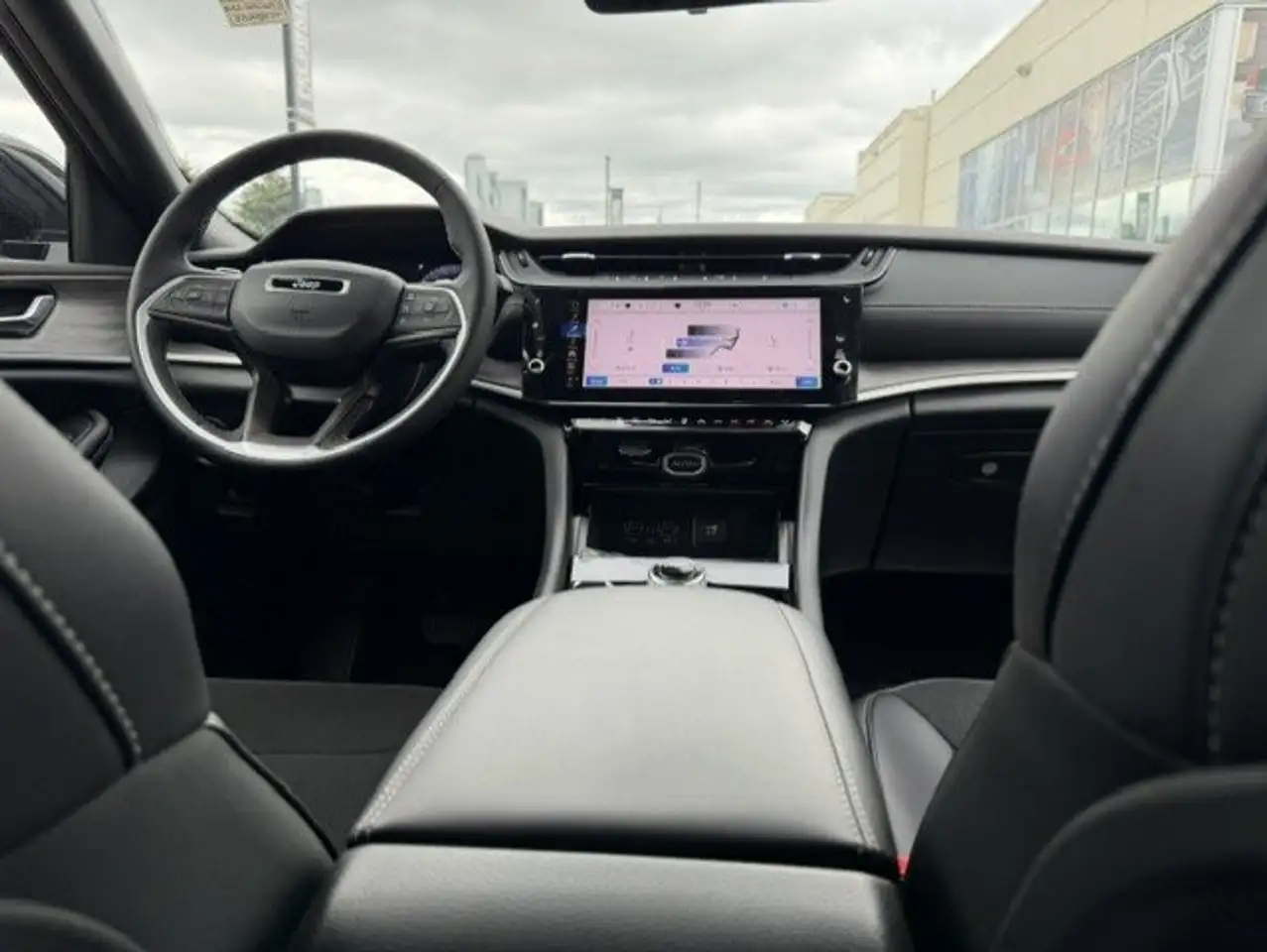 Jeep Grand Cherokee снимка Jeep Grand Cherokee