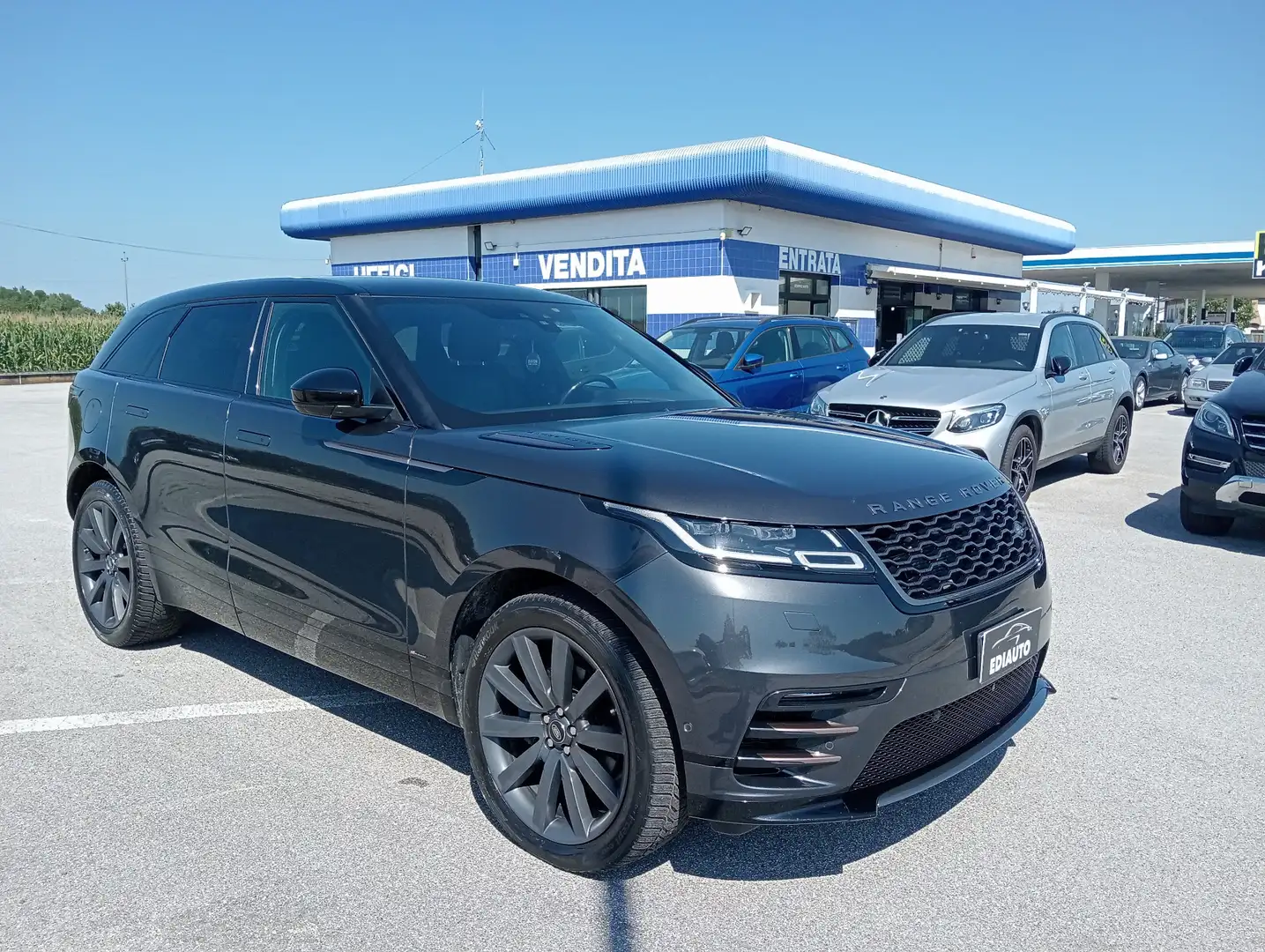 Land Rover Range Rover Velar Range Rover Velar  3.0 V6 sd6 R DYNAMIC 300cv Grau - 1