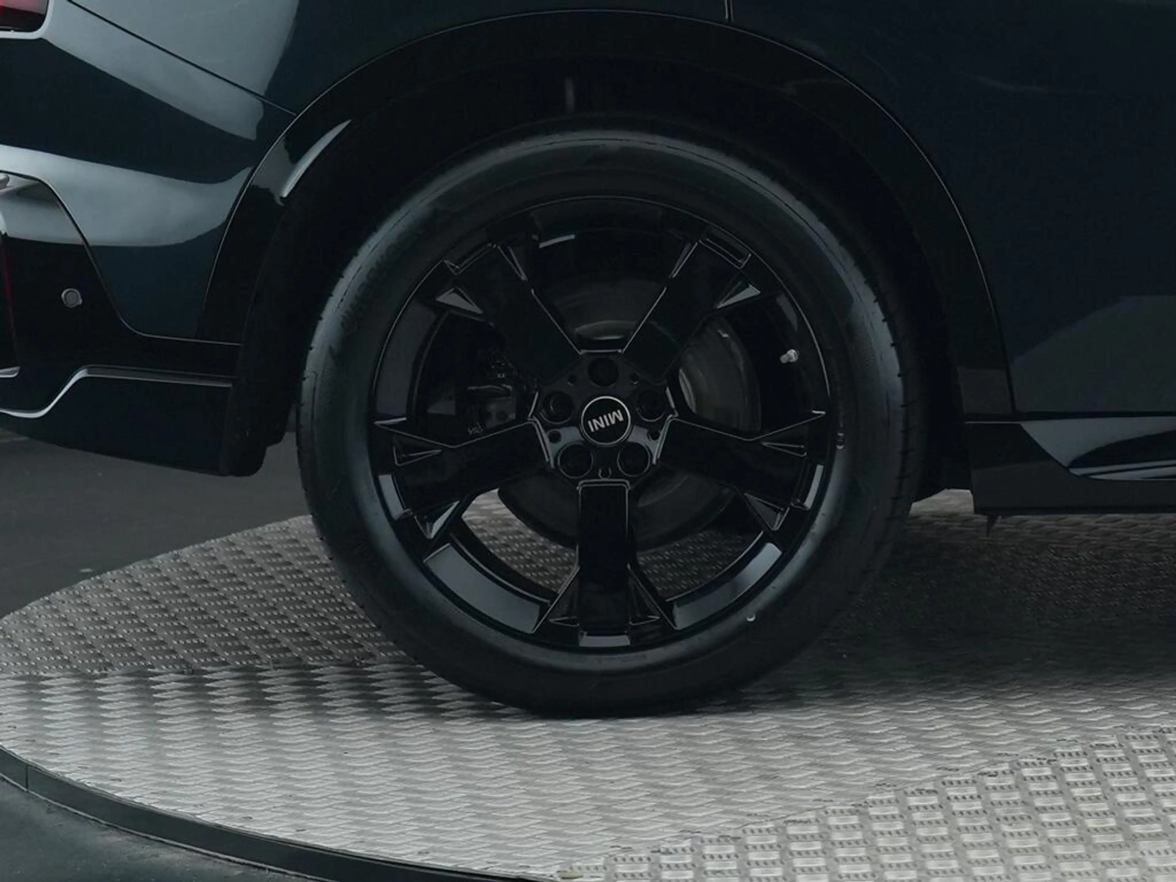 MINI John Cooper Works Countryman 1.5 C M — photo 15