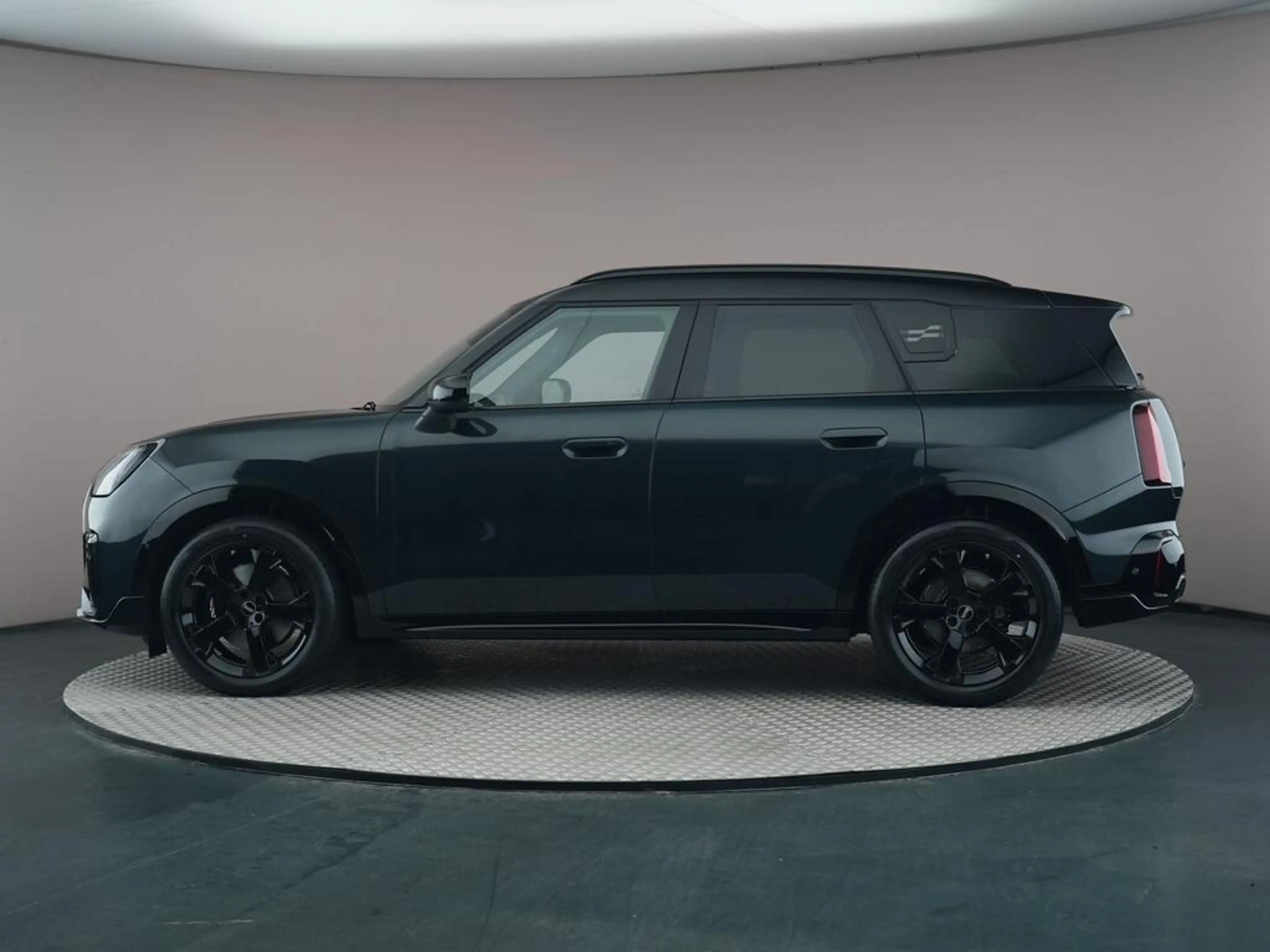 MINI John Cooper Works Countryman 1.5 C M — photo 8