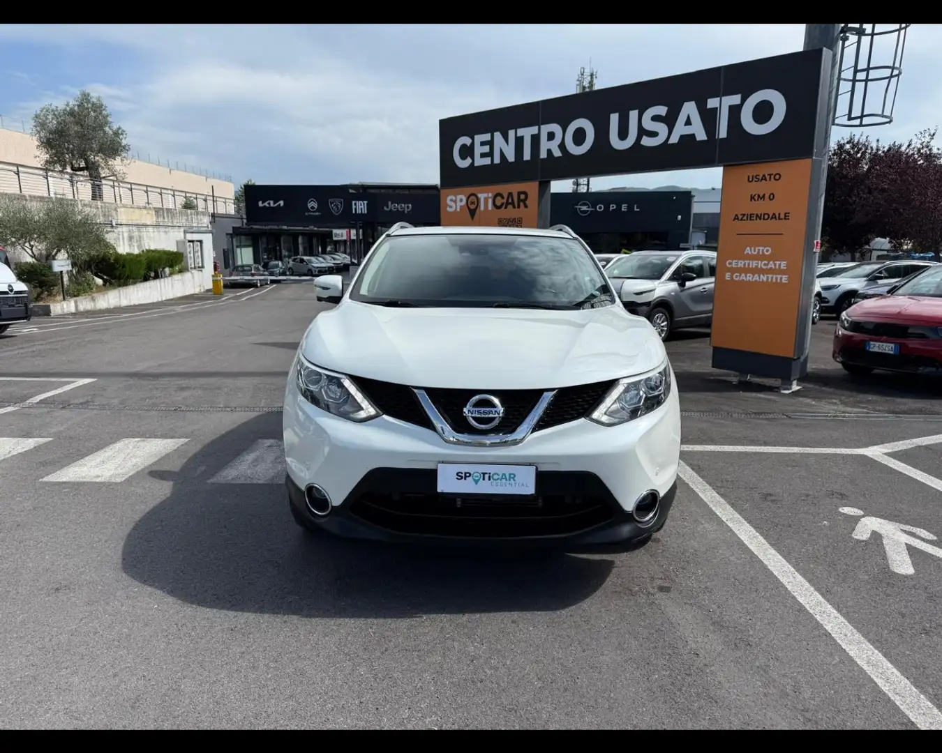 Nissan Qashqai 1.6 dCi Tekna Bianco - 2