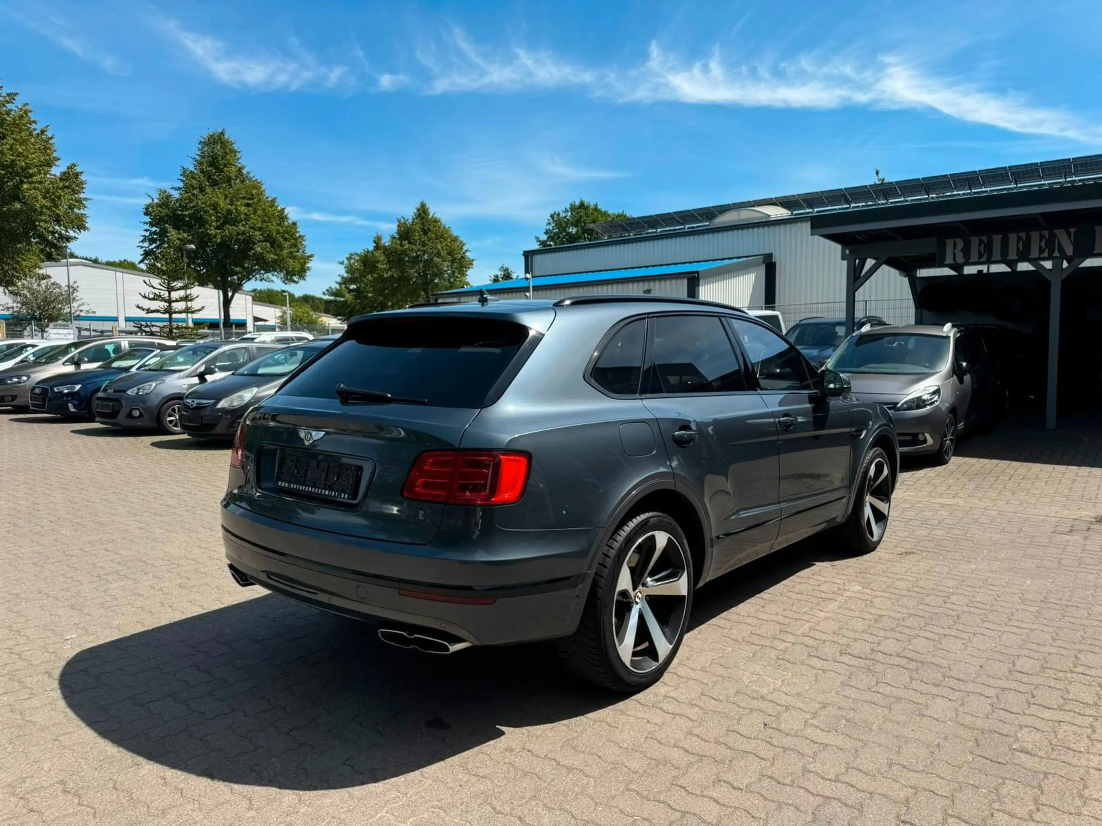 Bentley Bentayga V8 1-HAND*MWST*HUD*AIR*SOFT*360°*PANO! — photo 5