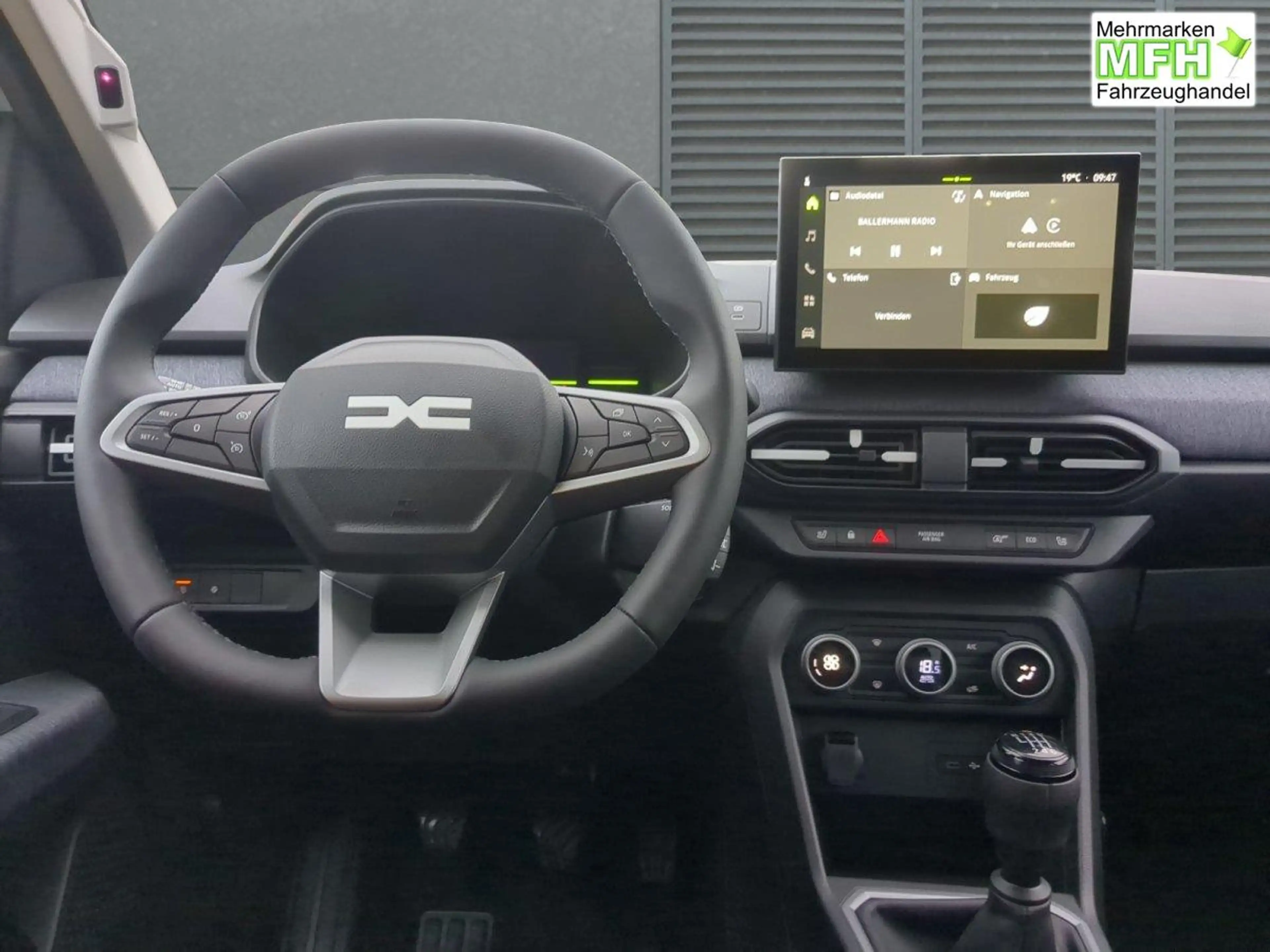 Dacia Sandero Journey SHZ RFK PDC LED TCe 100 74 kW (101 PS),... — photo 4