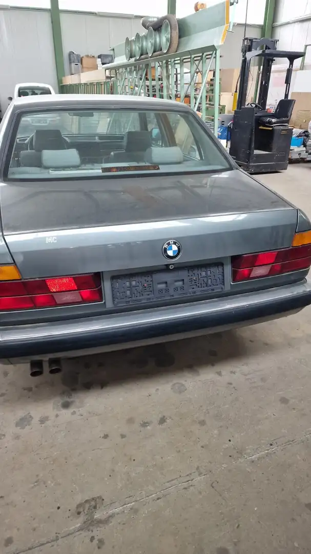 BMW 730 730i Gri - 1