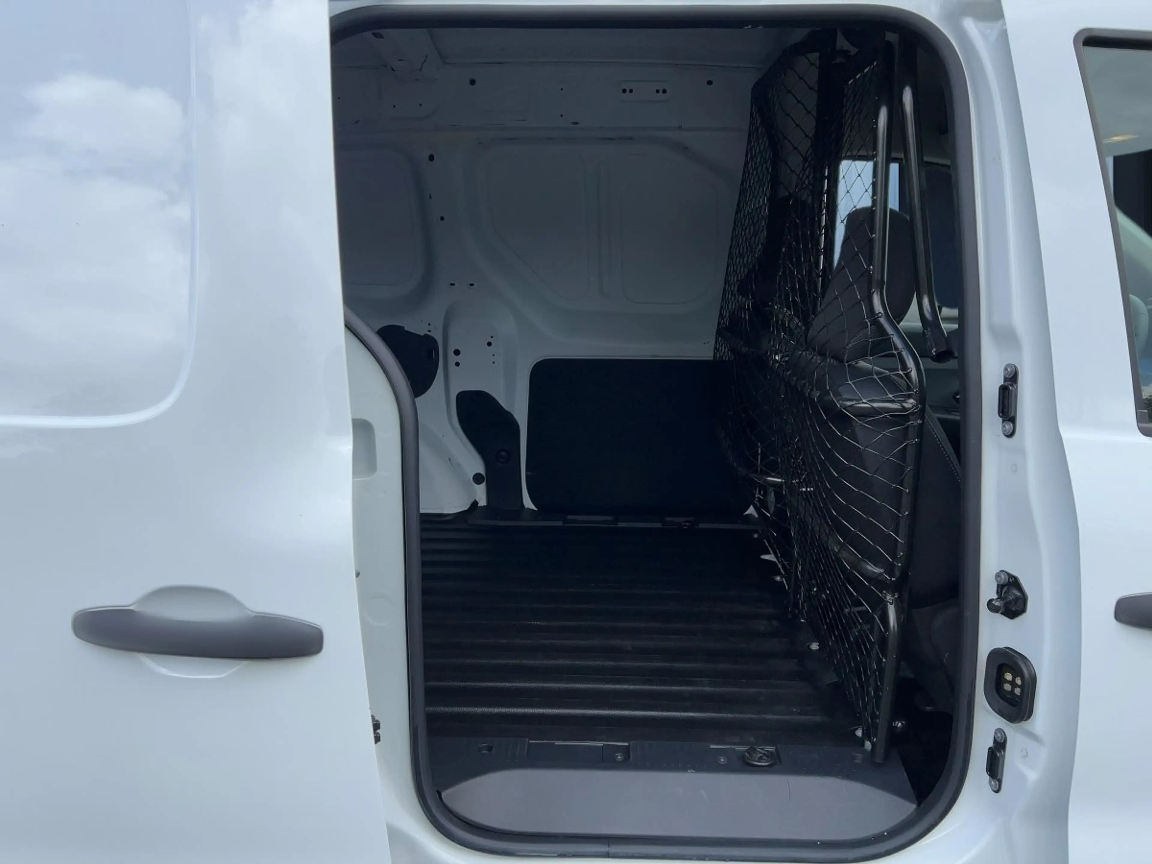 Renault Express EXTRA dCi 75 EINPARKHILFE HINTEN — photo 9