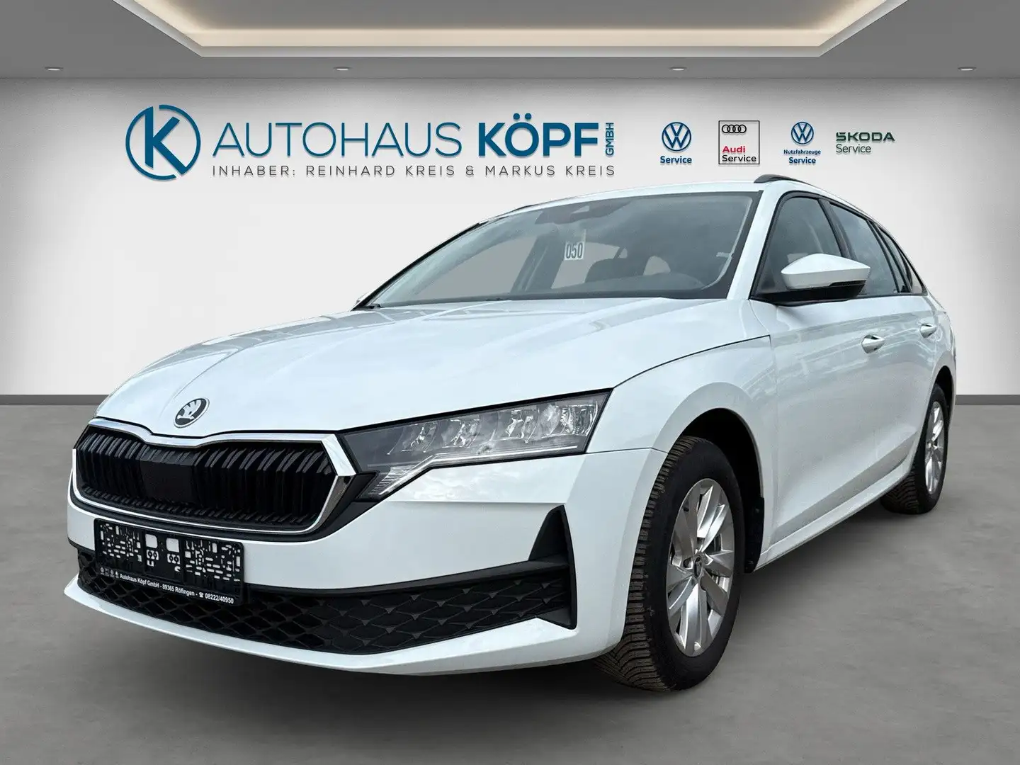 Skoda Octavia Combi 2.0 TDI Essence LED Smart Link Weiß - 1