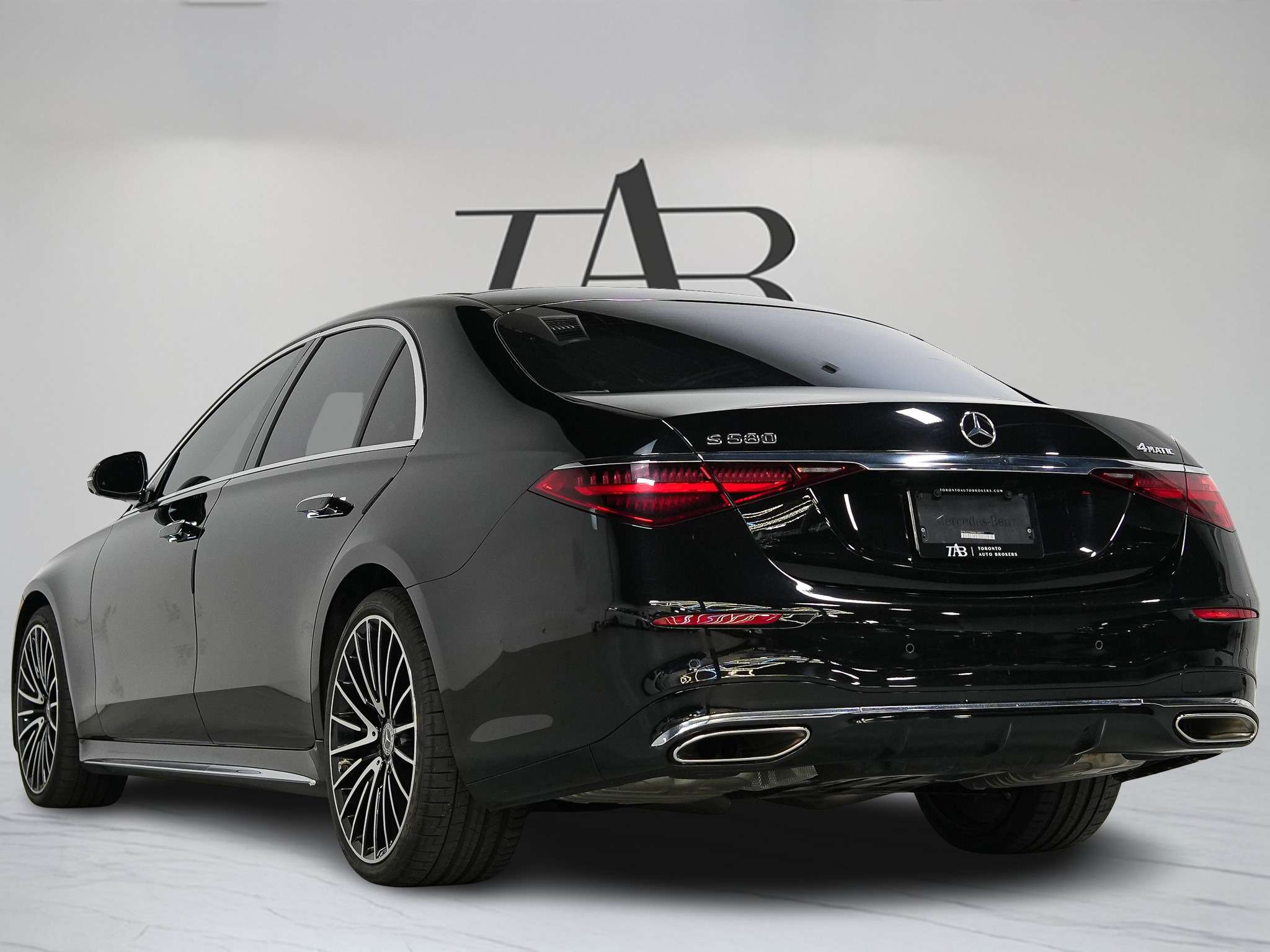 used 2022 Mercedes-Benz S-Class car, priced at $92,900